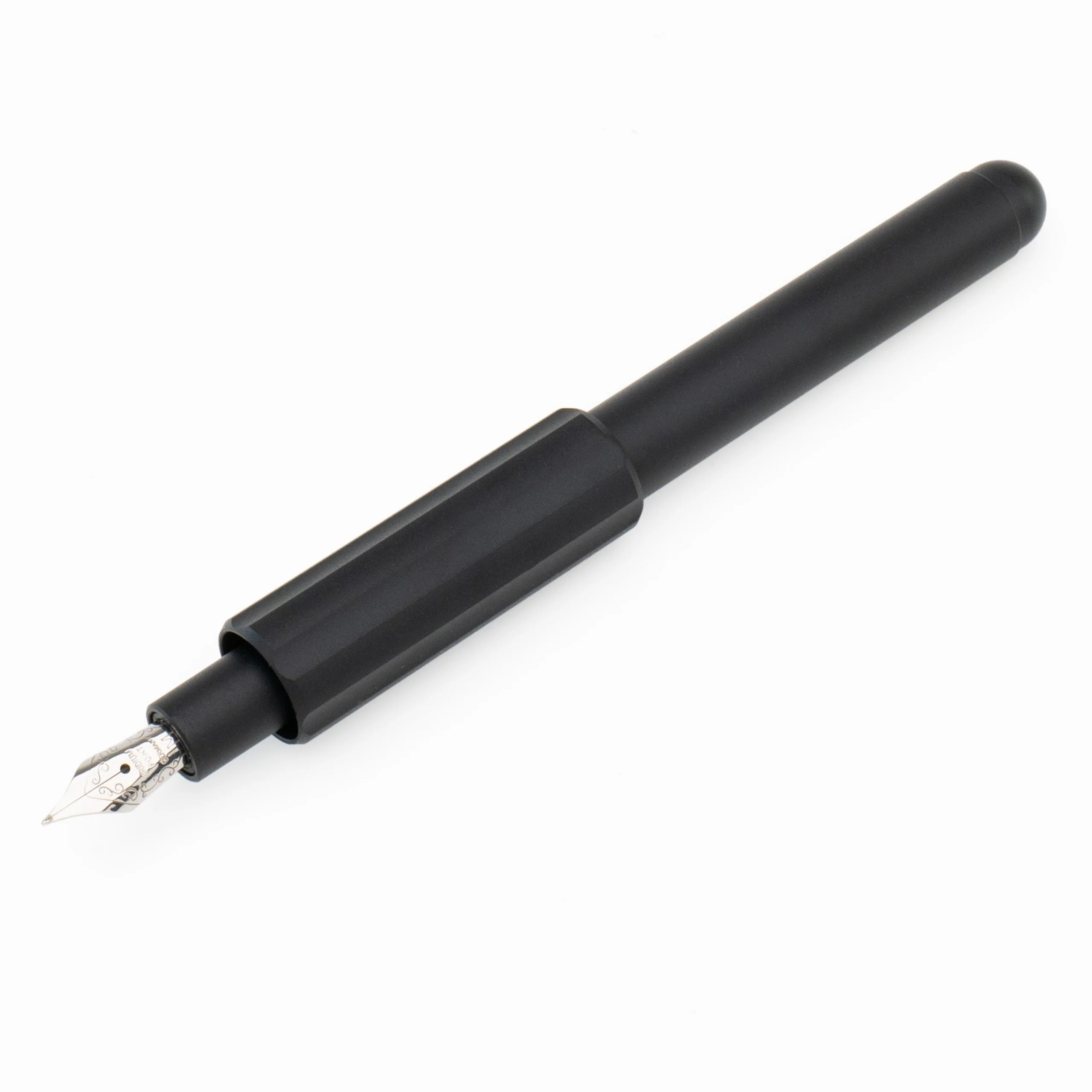 MONTEVERDE AXIS FOUNTAIN PEN - MATTE BLACK