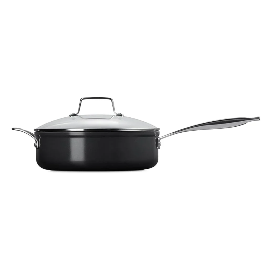 2025 Le Creuset - Cazo Antiadherente Essential 26 cm