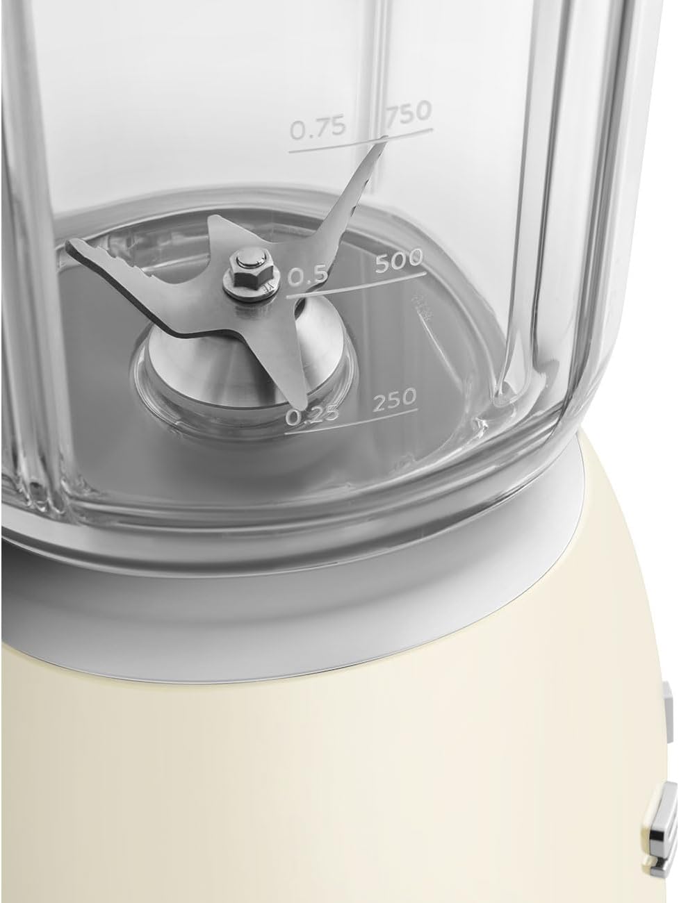 Smeg, BLF03CREU, 1,5 l Standmixer, 4 -Geschwindigkeitsstufen, 4 Automikprogramme, Abnehmbare Doppelklinge, Deckelöffnung transparent mit Dosierkappe, rutschfest, 800W, Creme