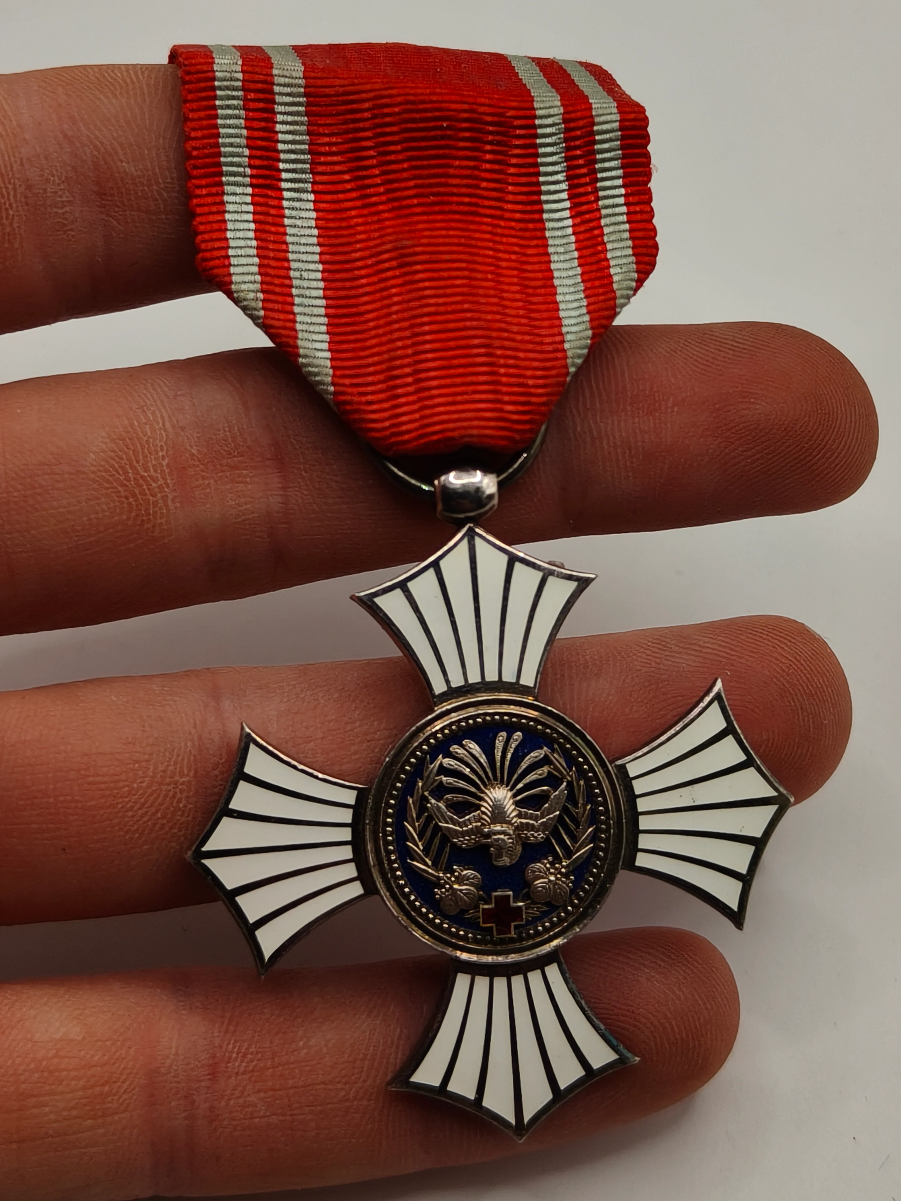 Medalla Orden Cruz Roja. Jap��n Imperial.