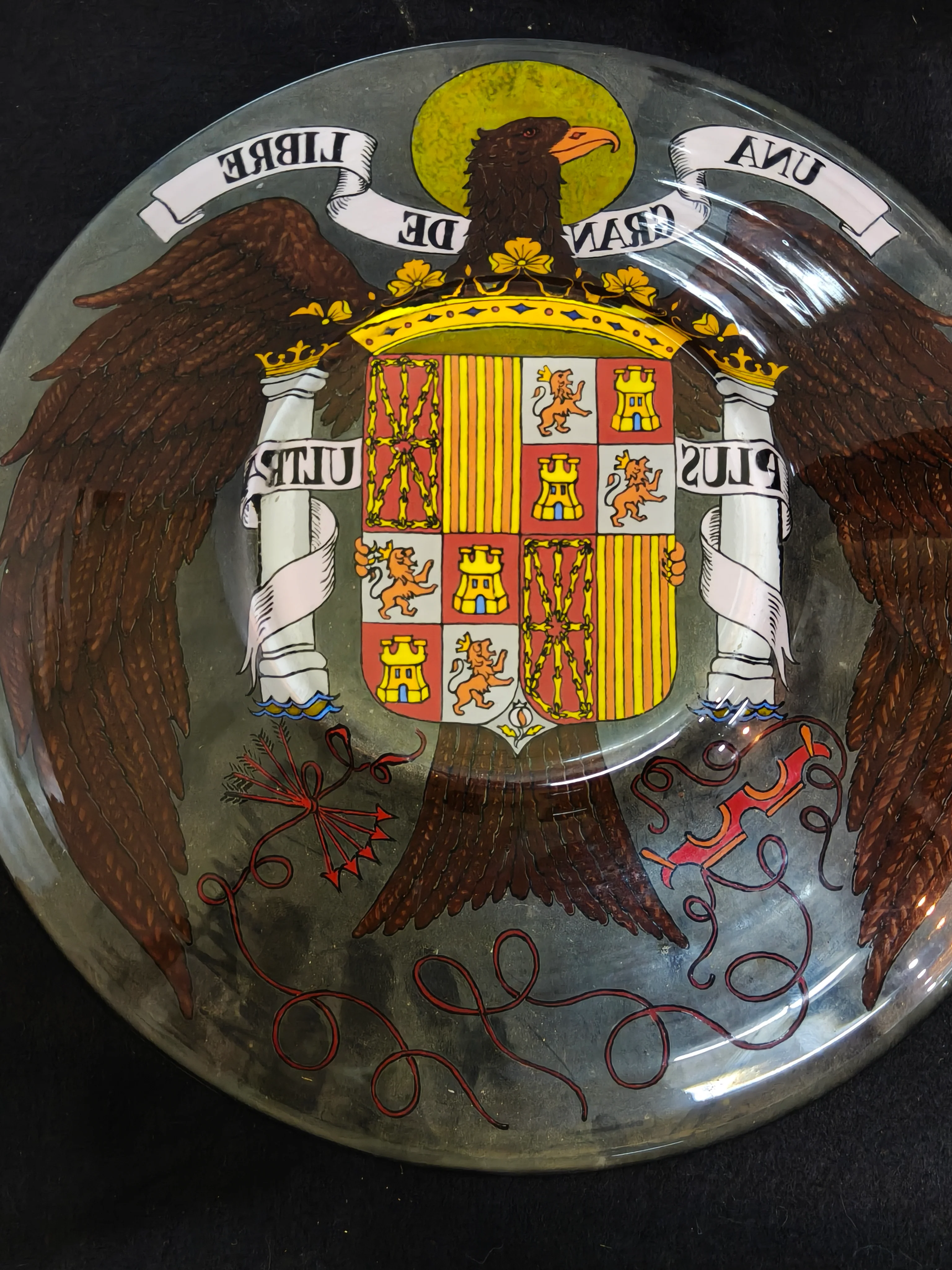 Plato Escudo ��guila de San Juan. Espa?a