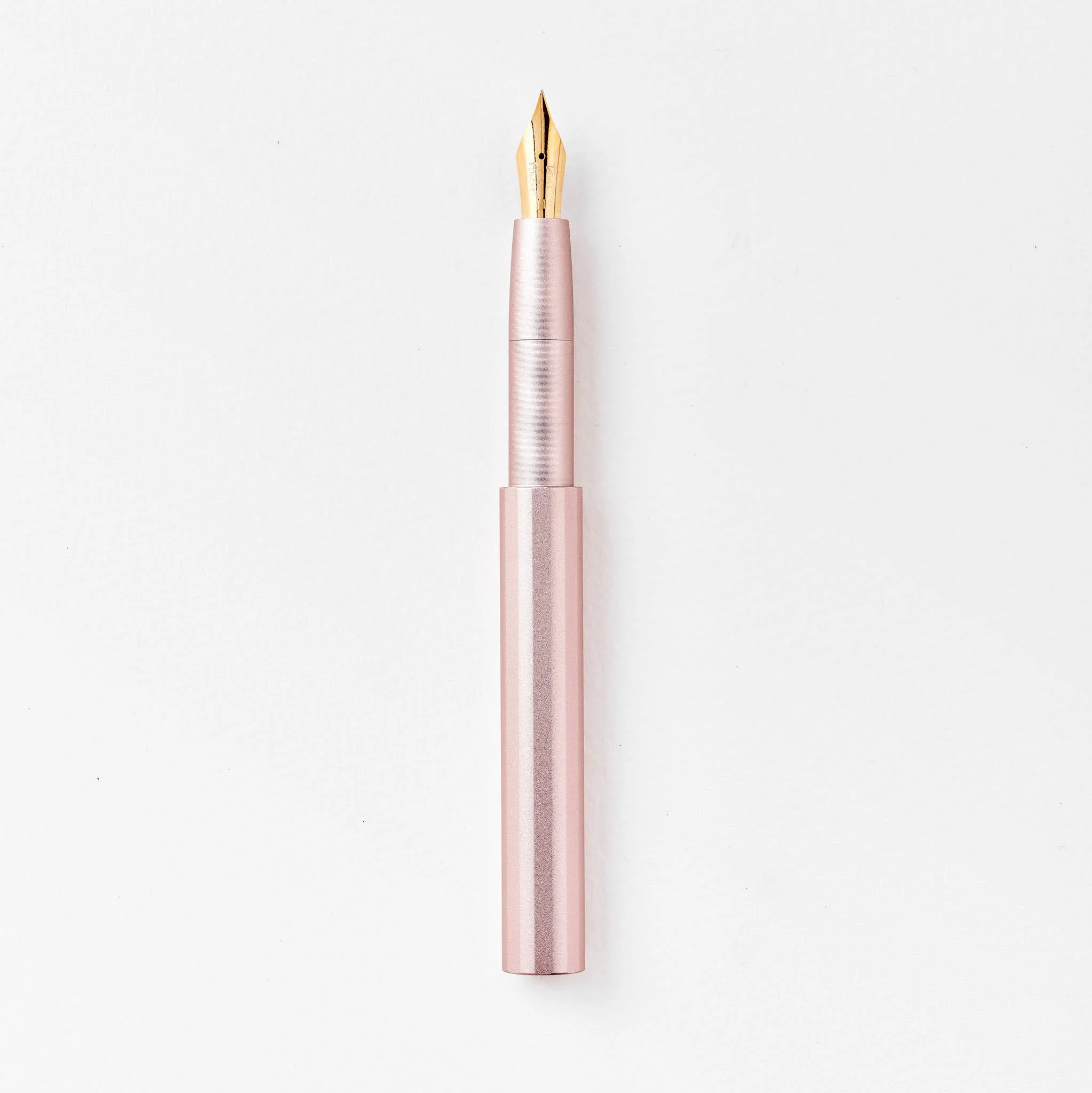 Tom's Studio - The Studio Pocket Fountain Pen 2.0 - Blush