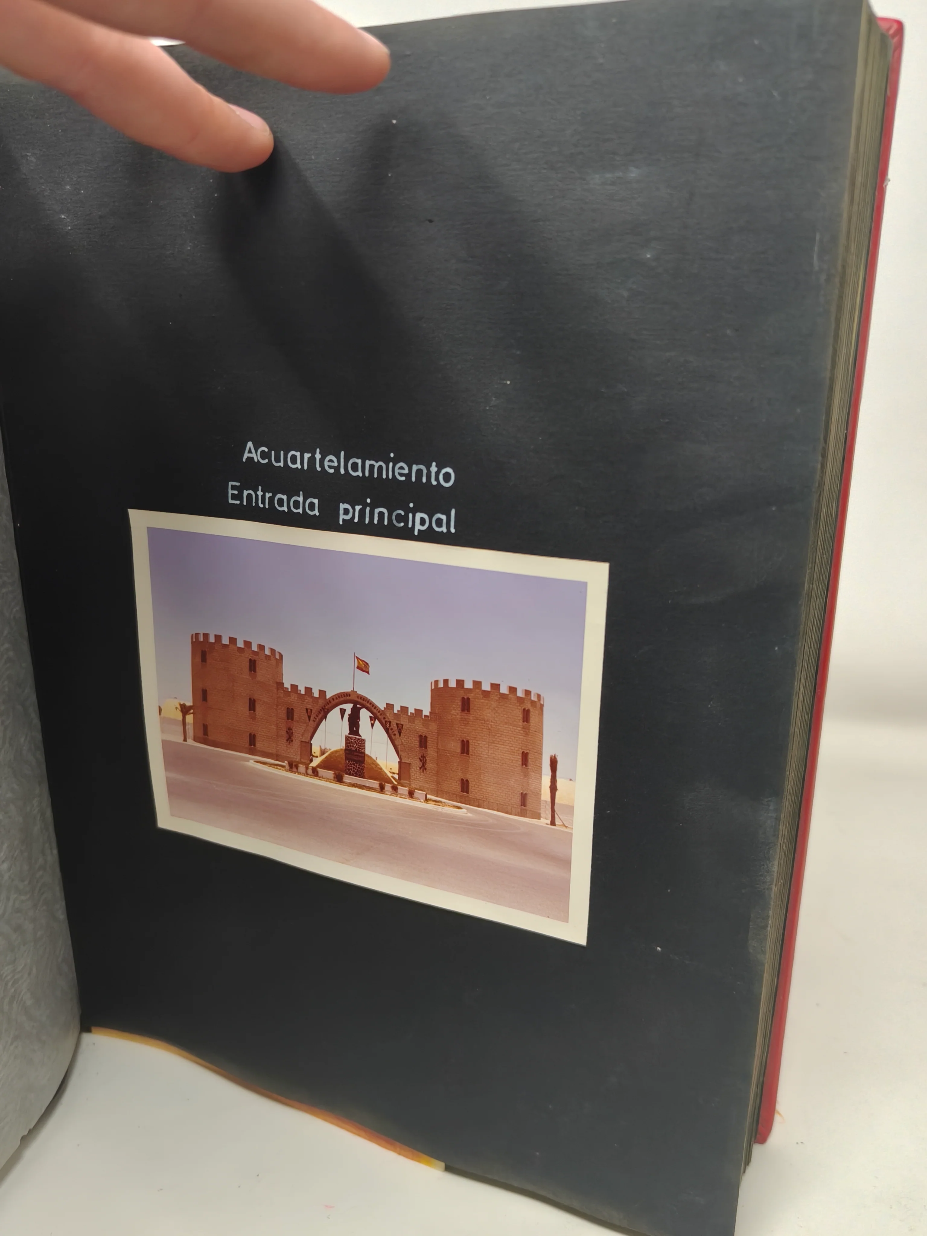 Album dedicado capit��n General de Canarias a villa Cisneros Alejandro de Farnesio Legi��n