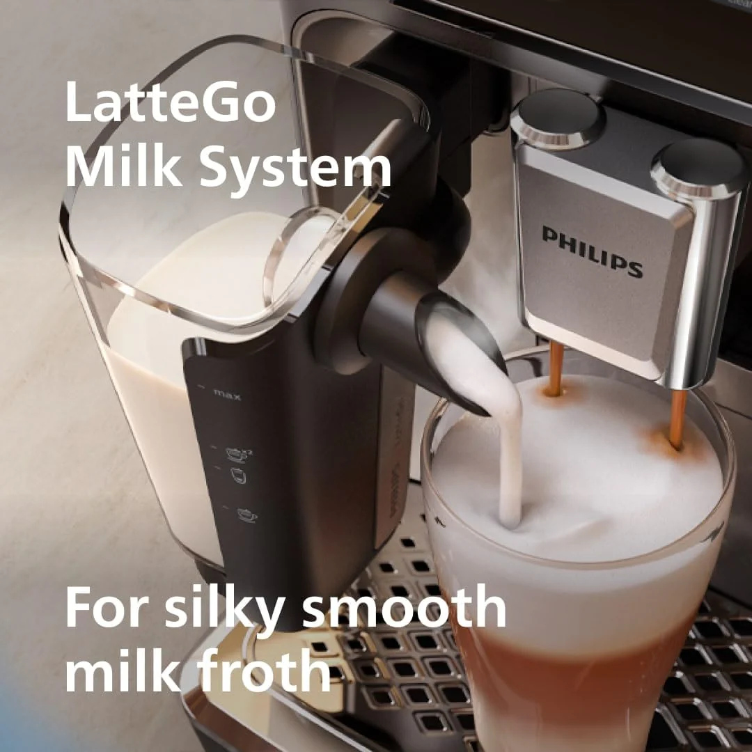 The 4400 series Rattolgo automatic Italian coffee machine features silent brewing technology and quick start-up. The fragrant coffee made from freshly ground coffee beans offers 12 hot and cold beverages, with a black chrome finish.