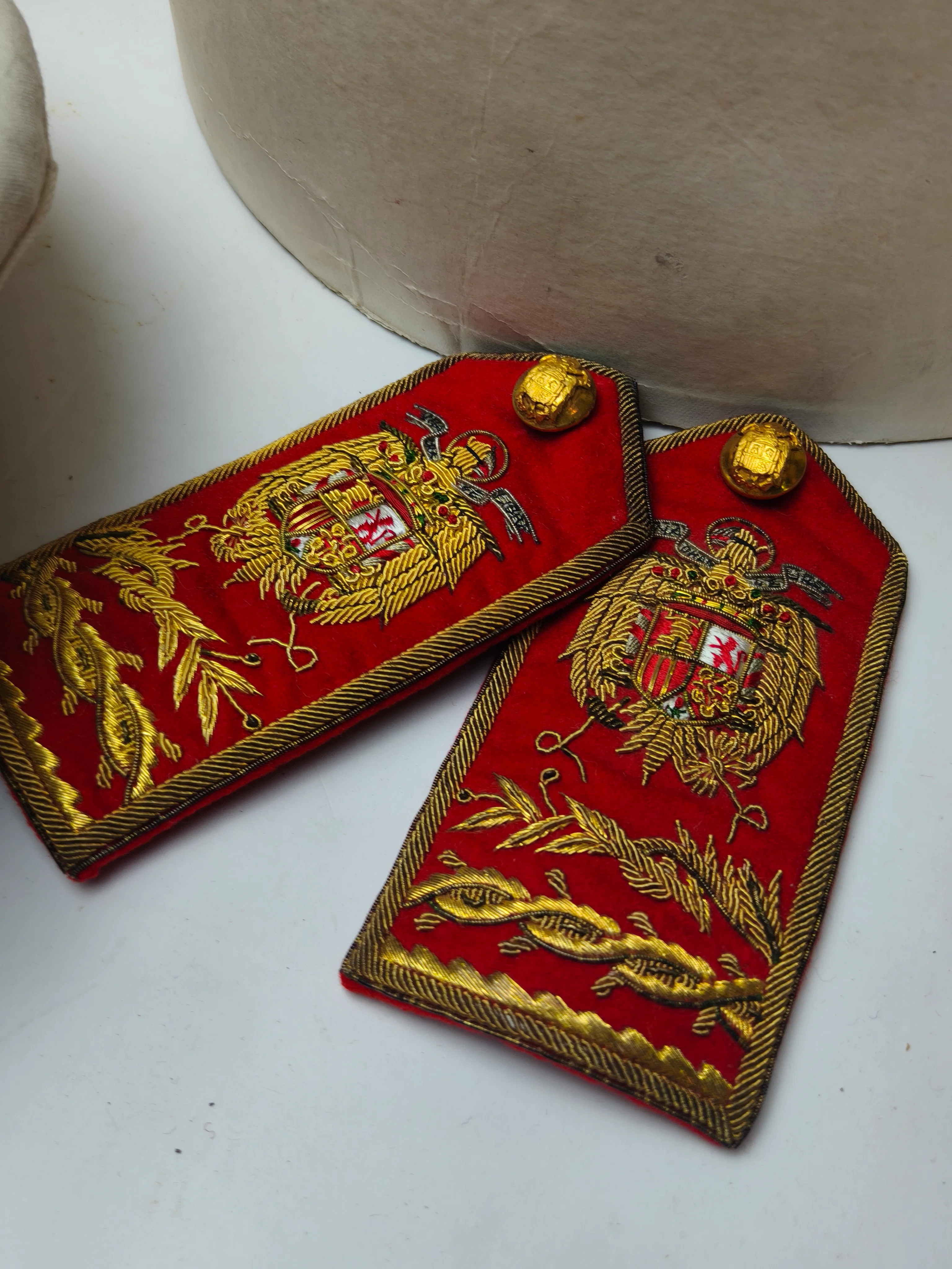 Spanish Diplomatic Paulettes and Cap. Franco's Period.