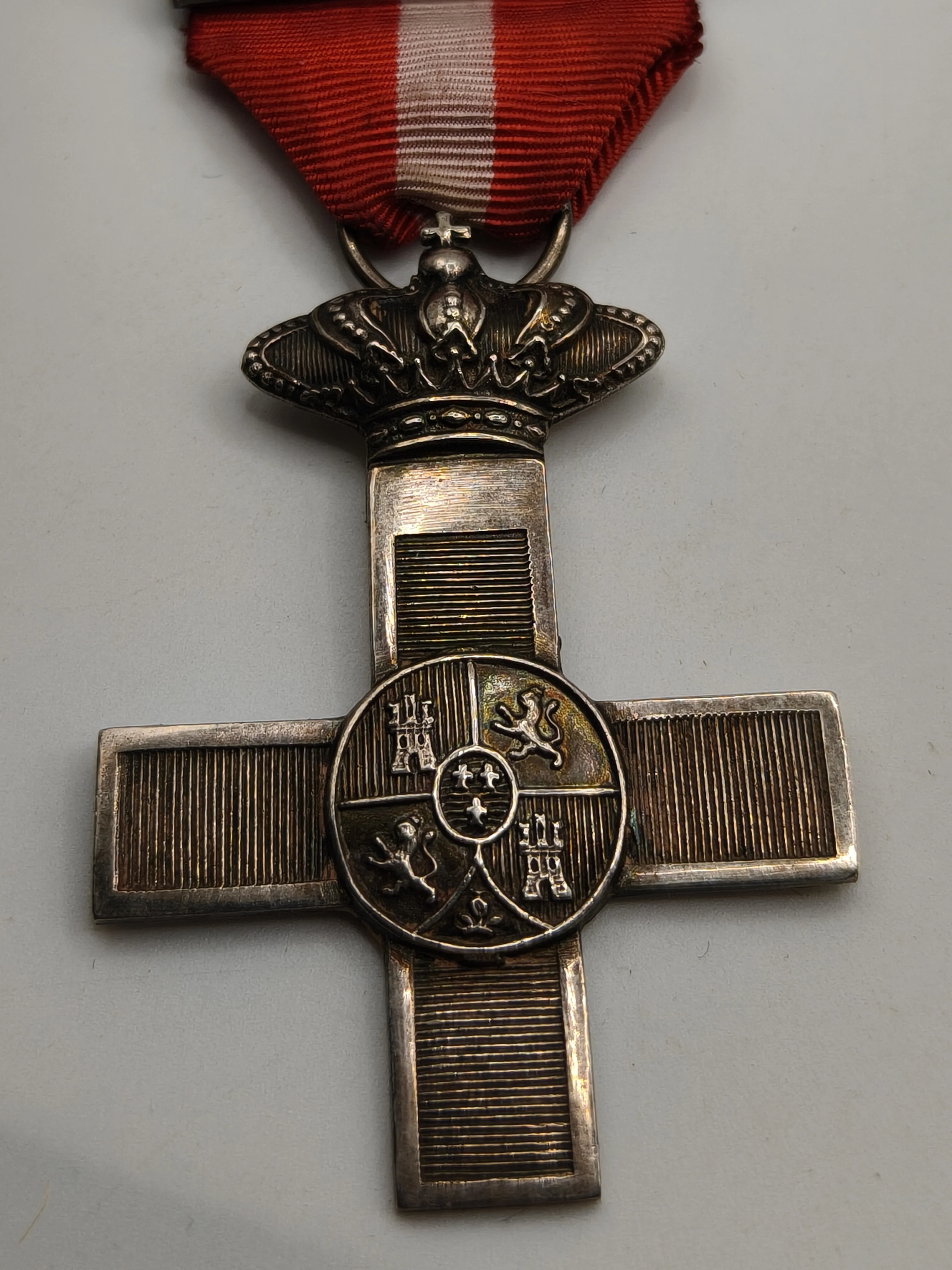 Medalla cruz roja m��rito militar. Categor��a tropa. Accion Zoco el had