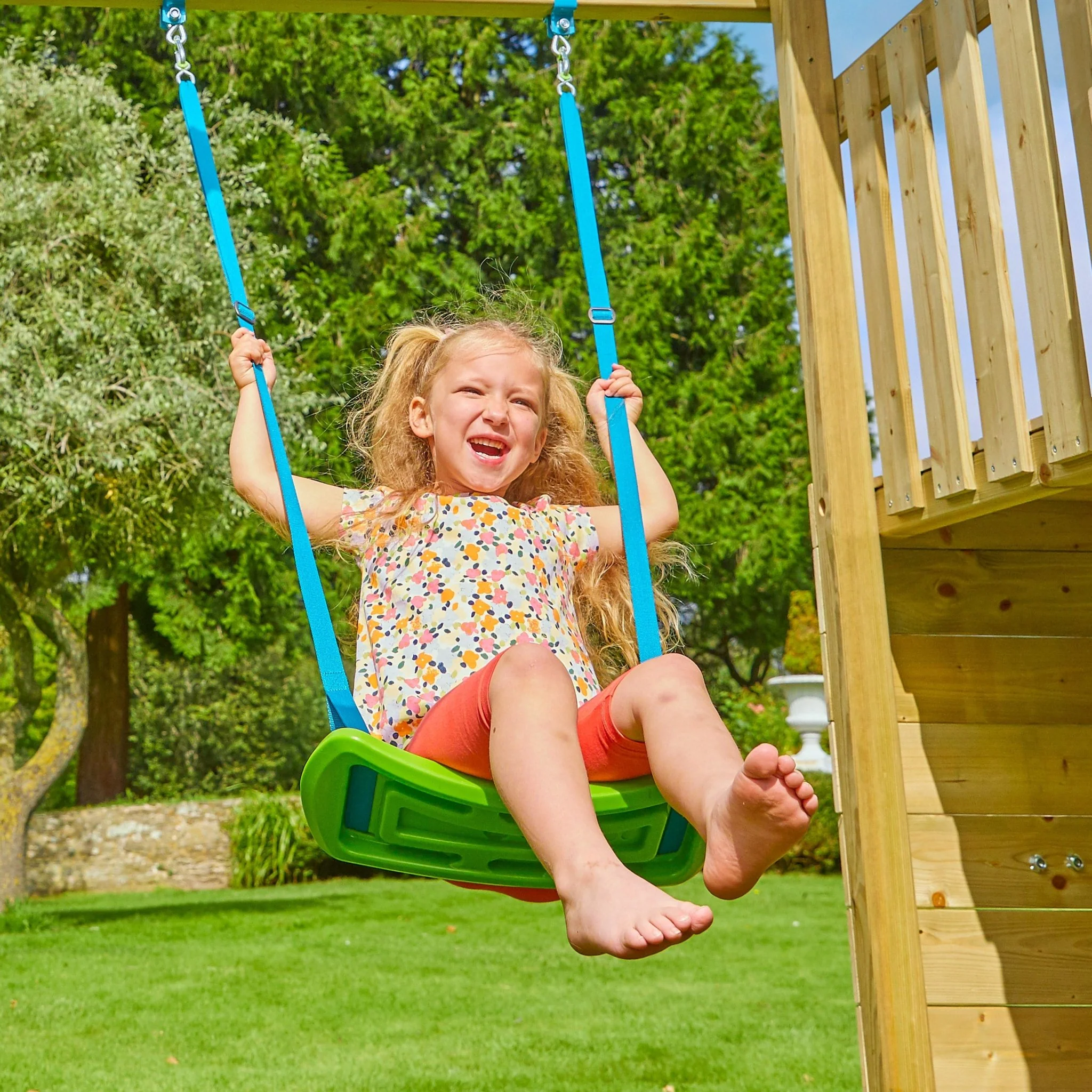 TP Skywood Klimtoren van Hout met Ripple Glijbaan en Dubbele Schommelarm - FSC? Gecertificeerd