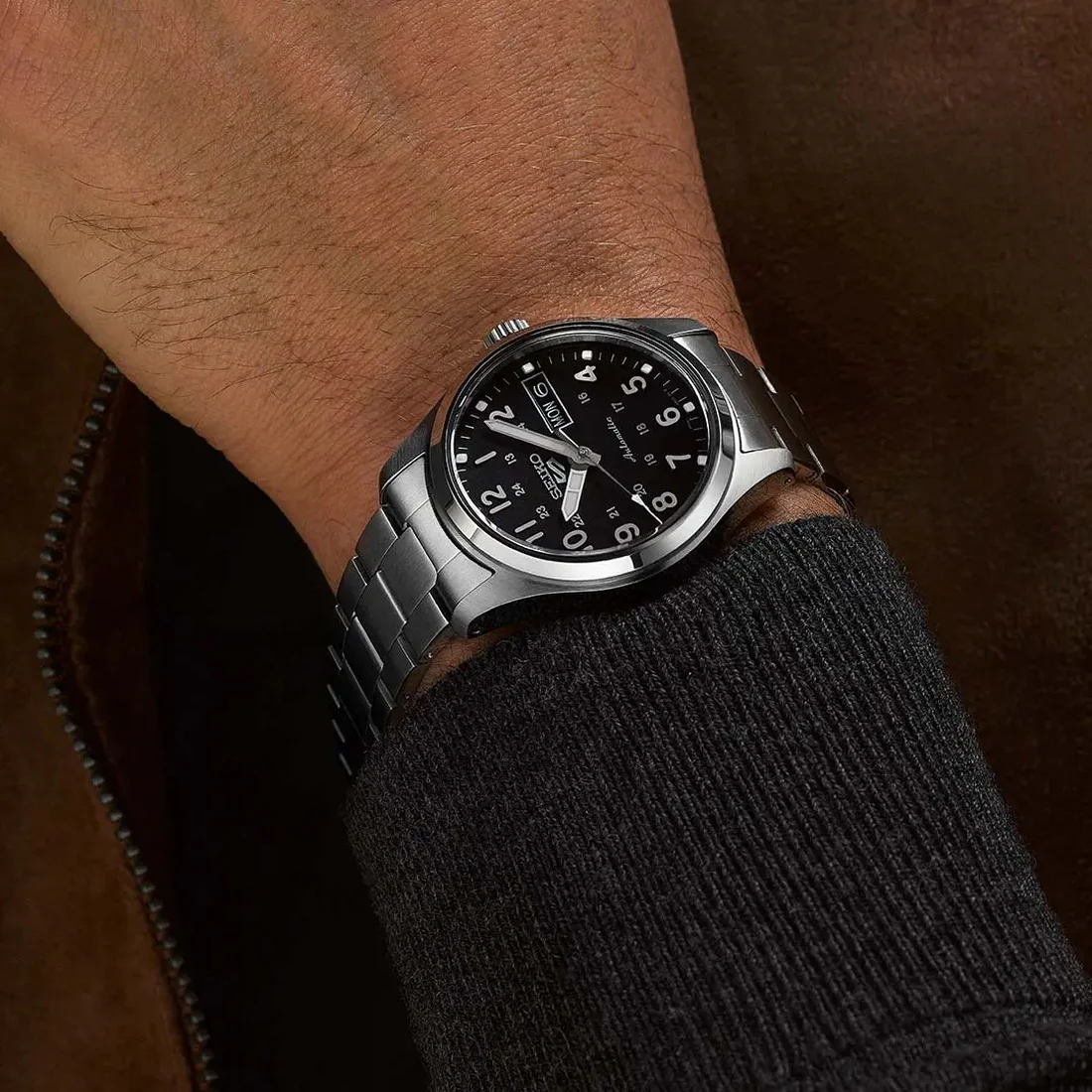 Seiko 5 Sports SRPJ81K1 field watch 36mm unisex nero