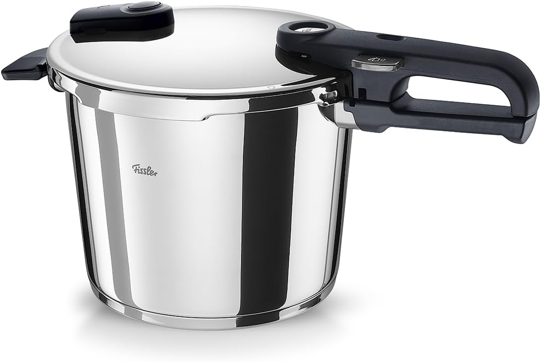 Fissler Vitaquick Edition/Schnellkochtopf-Set 6-teilg (2 Schnellkochtöpfe Ø 22 cm 3,5 L & 6 L) inkl. Metalldeckel, Glasdeckel, Einsatz, Induktion – Made IN GERMAMY