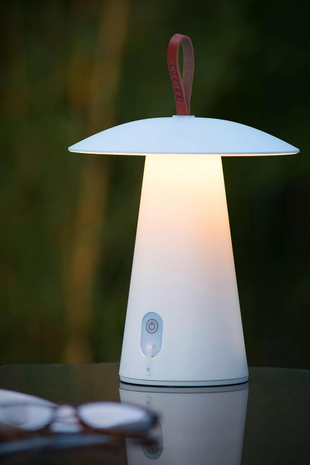 Licht-Erlebnisse LED Akku Tischlampe Aluminium Weiß IP54 Garten Balkon Terrasse 29,2 cm 2 W 2700 K tragbar Griff 6 Stunden Laufzeit dimmbare Tischleuchte außen SYVO