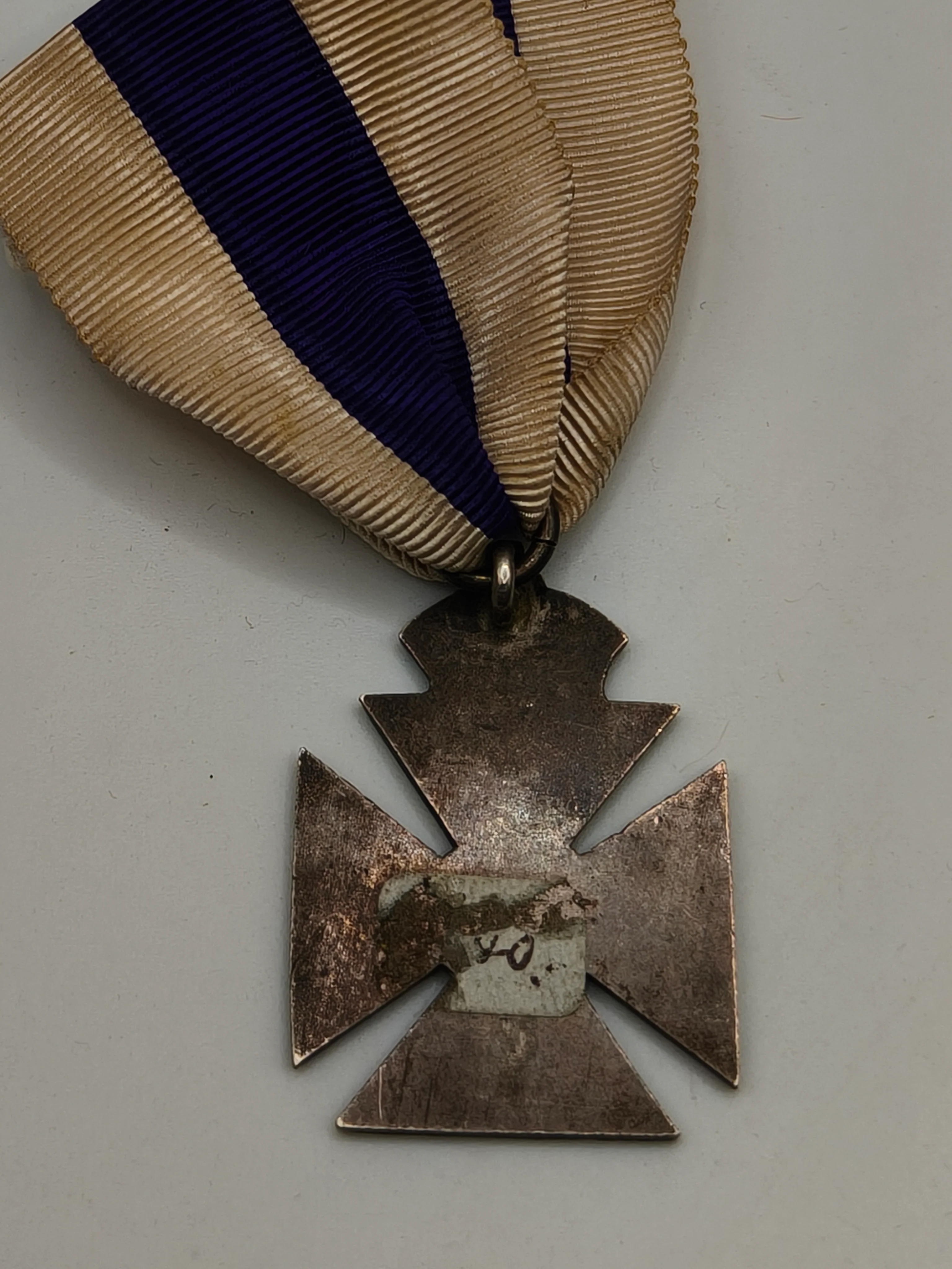 Red cross United Kingdom medal. India.