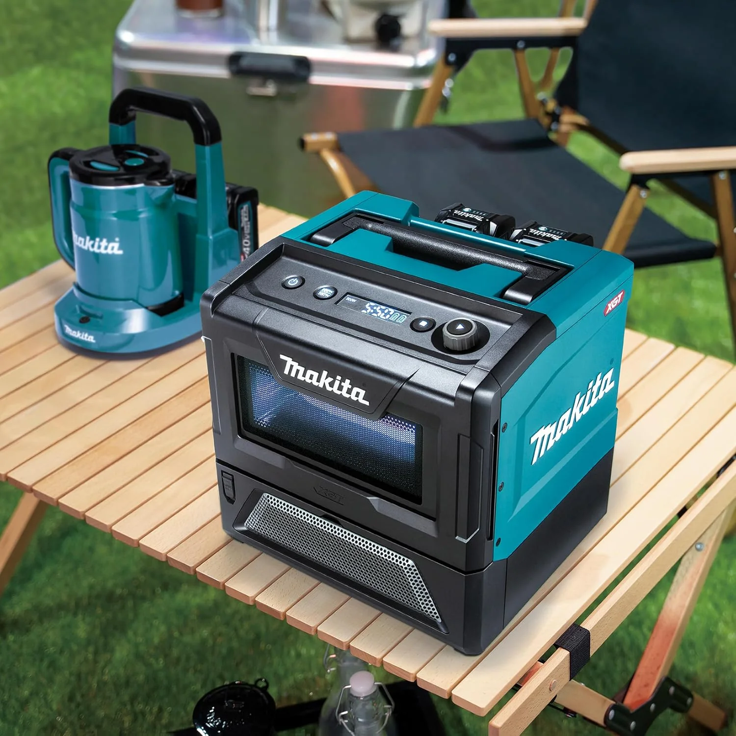 Makita MW001GZ Accu-magnetron 40V max. 350/500 W, 8 l (zonder accu, zonder lader)