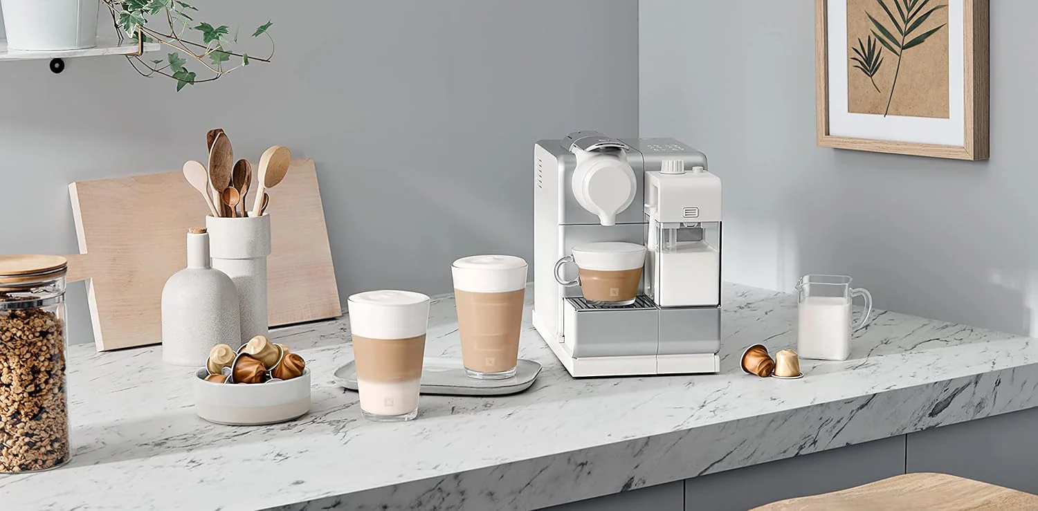 De'Longhi Nespresso Lattissima Touch Animatie EN 560.S Koffiezetapparaat