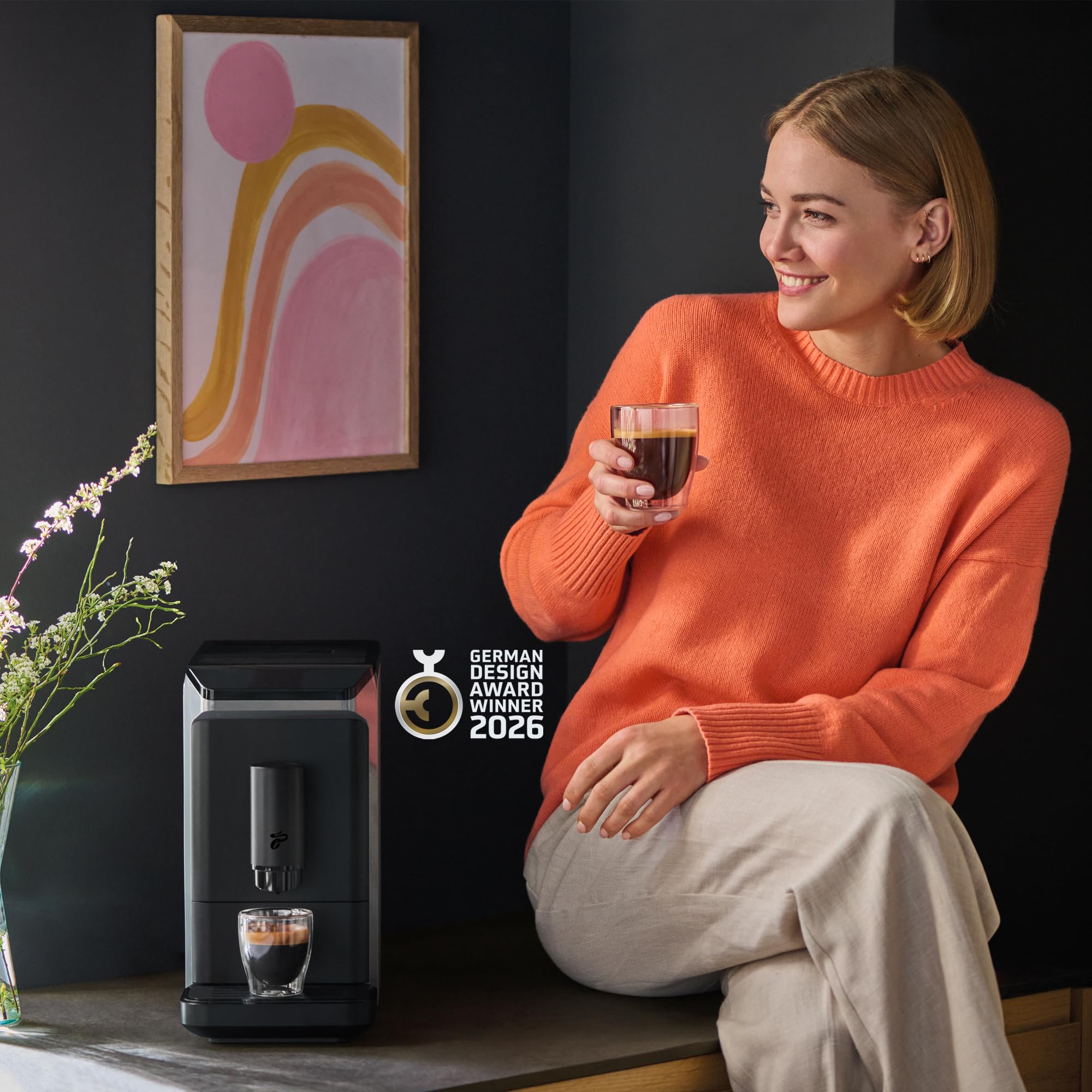 Tchibo Kaffeevollautomat Esperto mini schwarz mit gratis Kaffeeprobierset kompaktes Design für Zuhause