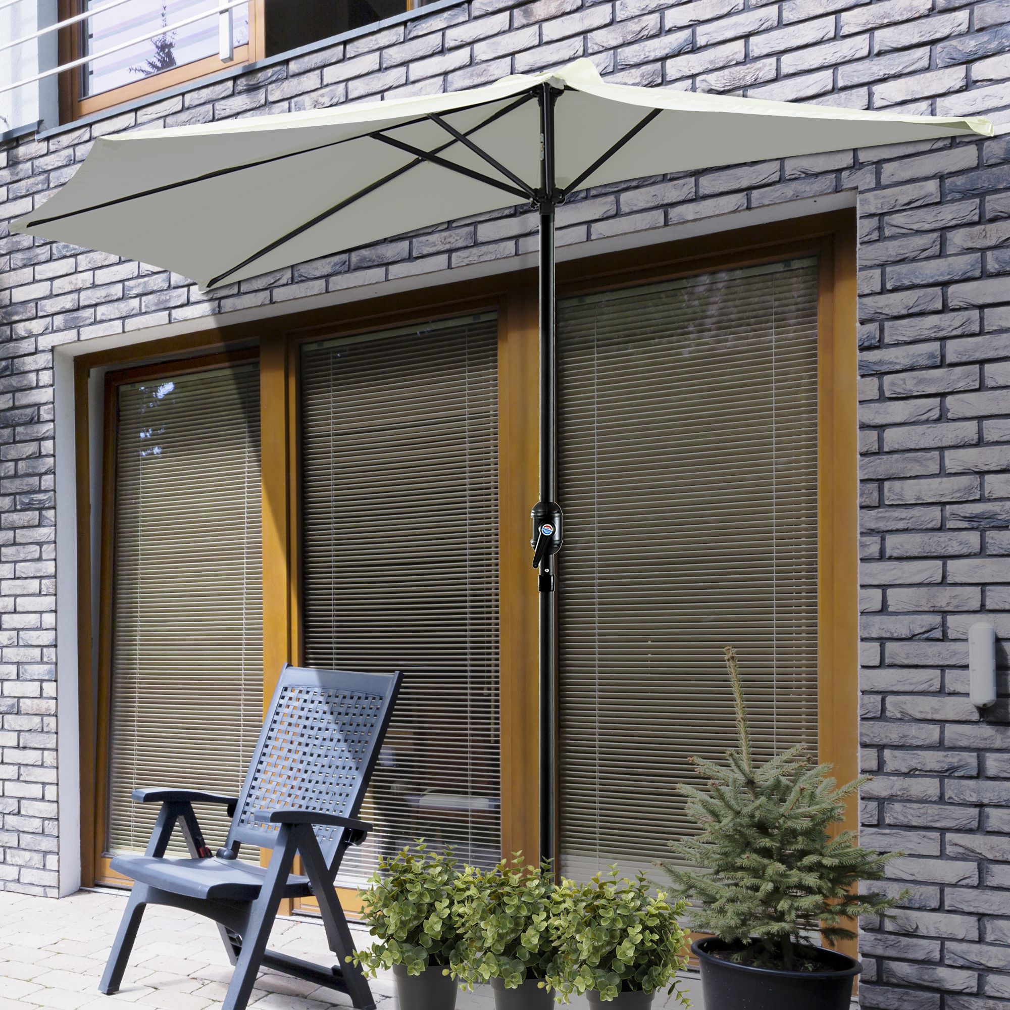 Outsunny Halber Sonnenschirm Ø 2,7 m Balkonsonnenschirm 5 Metallstreben Polyester Creme