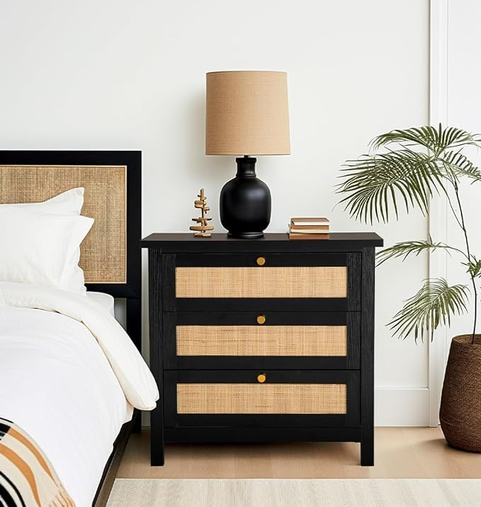 Hallowood Furniture Newquay   Cassettiera nera con 3 cassetti in legno e parte anteriore in rattan, piccola cassettiera, comodino, corridoio e camera da letto, armadietti per soggiorno, NRB CHE2 : Amazon.it: Casa e cucina