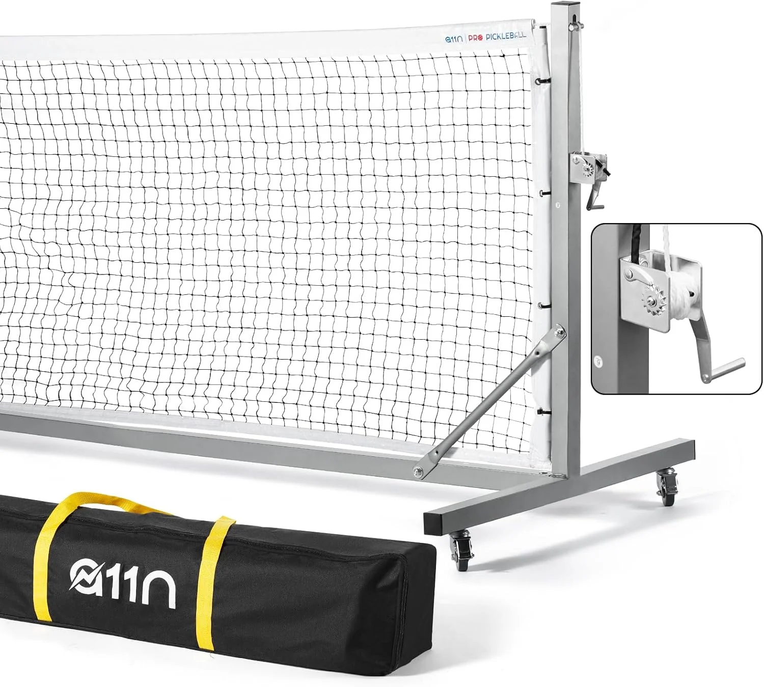 A high-quality wheeled squash net, easy to move, in line with tournament specifications, with a non-collapse design and a winch system, is perfect for outdoor courts and indoor gym floors.