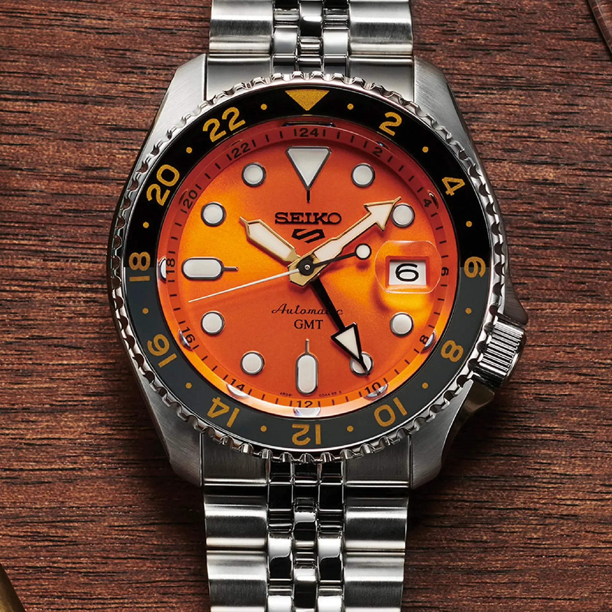 Orologio Seiko 5 sports SSK005K1 GMT arancio jubilee