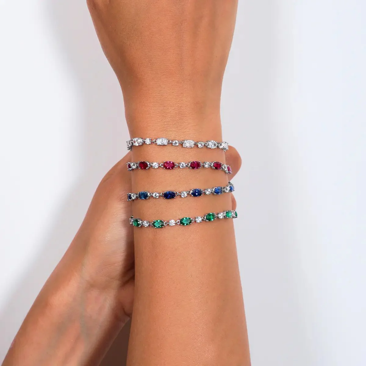 Bracciale Amen tennis rodiato bianco con zirconi ovali e tondi bianchi BT2OVBBBZ16