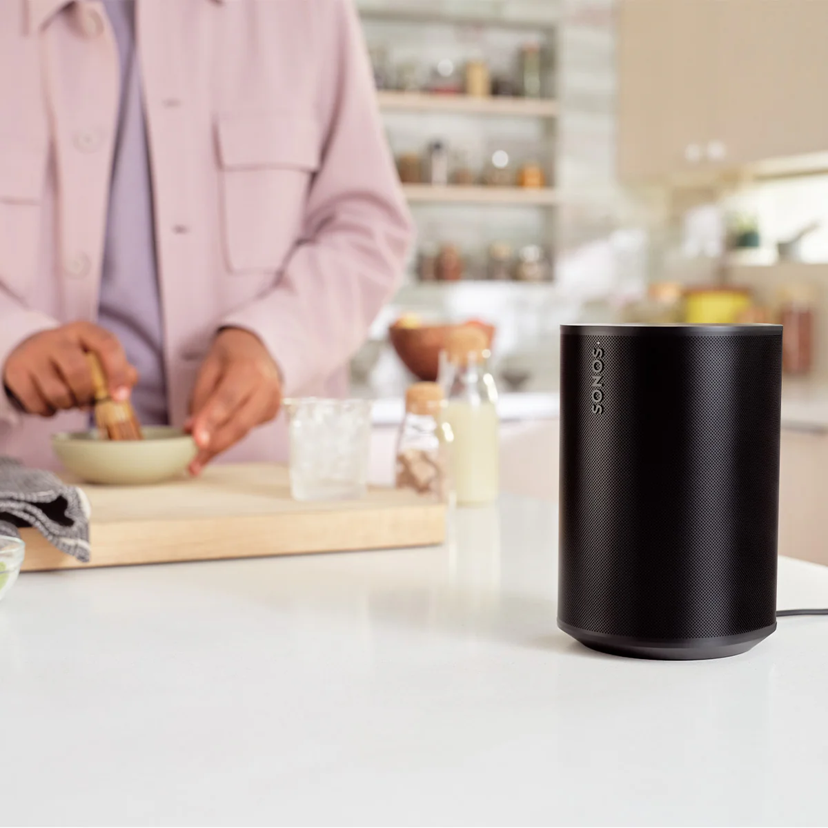 2025 Sonos Era 100 Draadloze Slimme Luidsprekers met Stembediening, Bluetooth, Trueplay Akoestische Afstemming en Ingebouwde Alexa - Paar (Zwart)