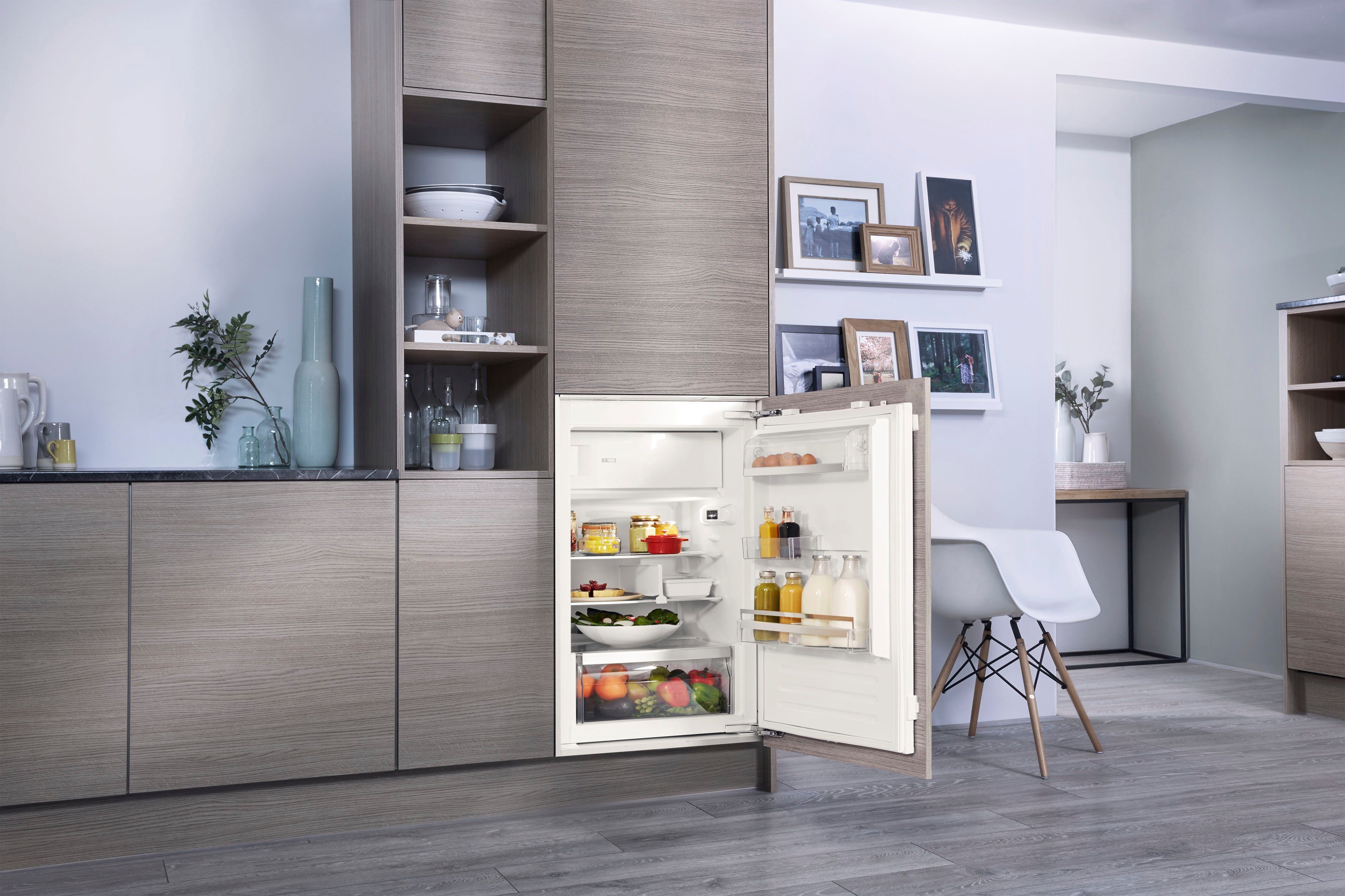 Einbaukühlschrank KSI 10GF2