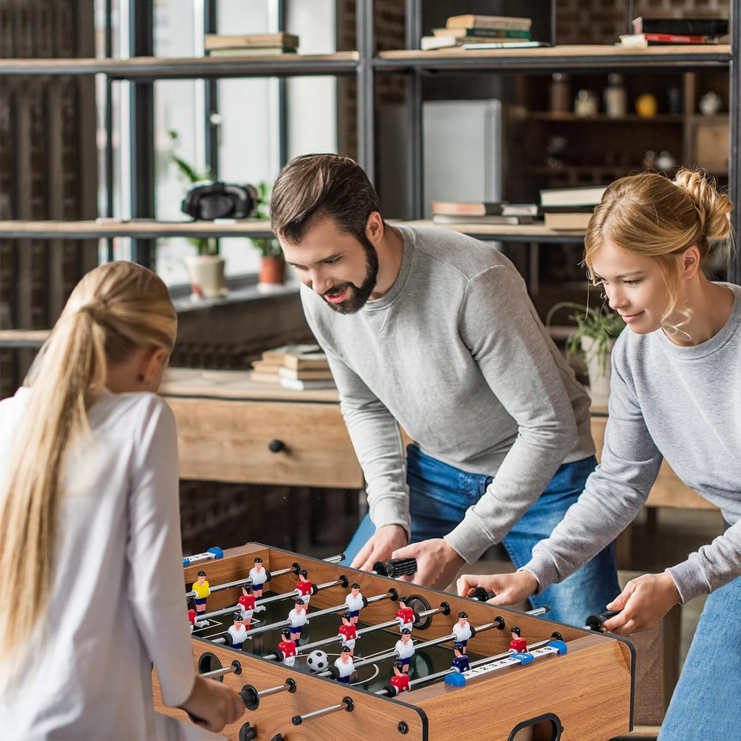 HOMASIS Calcio Balilla Pieghevole in Legno, Calcetto da Tavolo con 6 Aste, 18 Giocatori, 2 Caolcio e Segnapunti, Biliardino da Casa per Bambini e Adulti, 69 x 60 x 71 cm