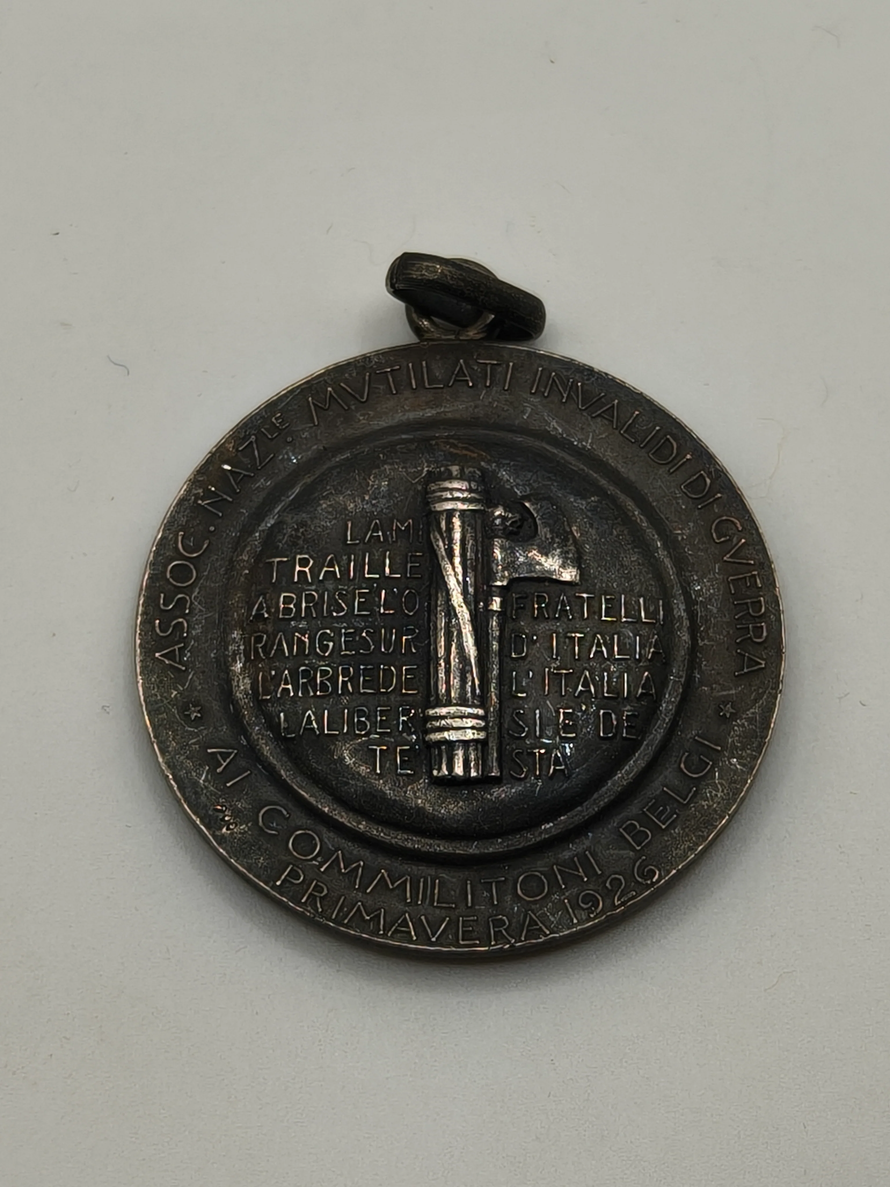 Disabled Servicemen's Association commemorative medal.  1926 Italy. Silver.