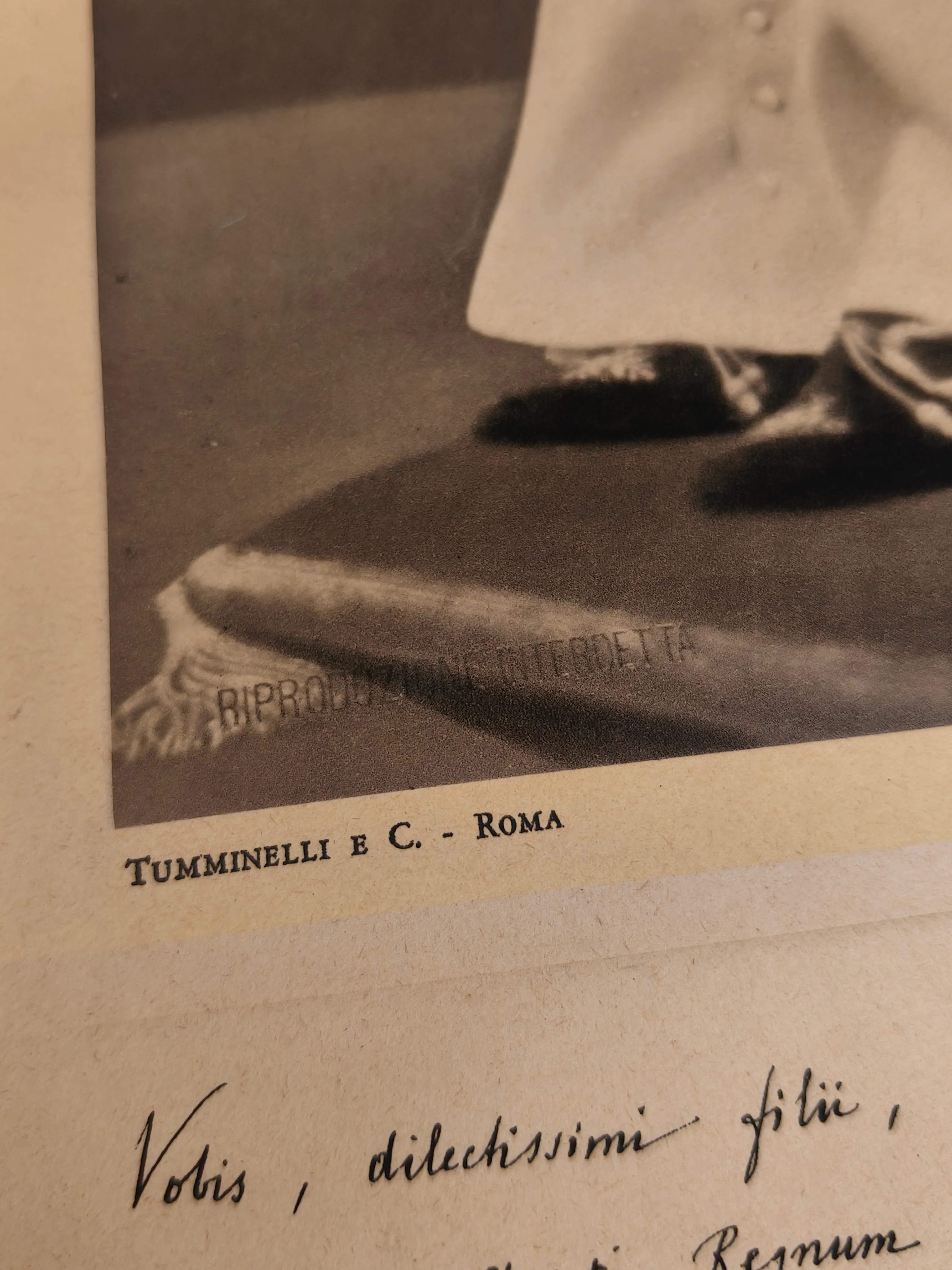Bandera Vaticano y Diploma Pio XII.