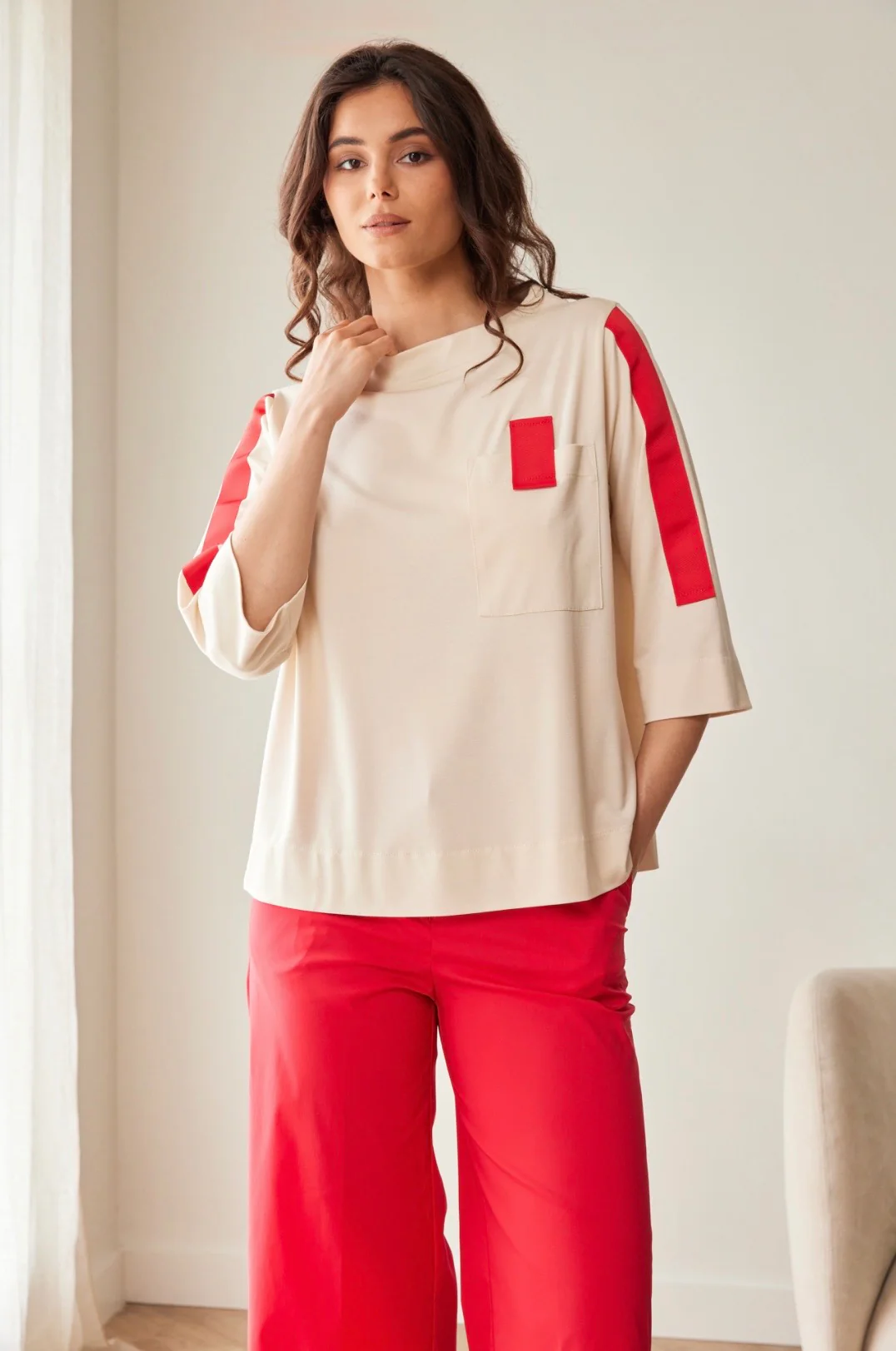 Peruzzi Contrast Sleeve Top