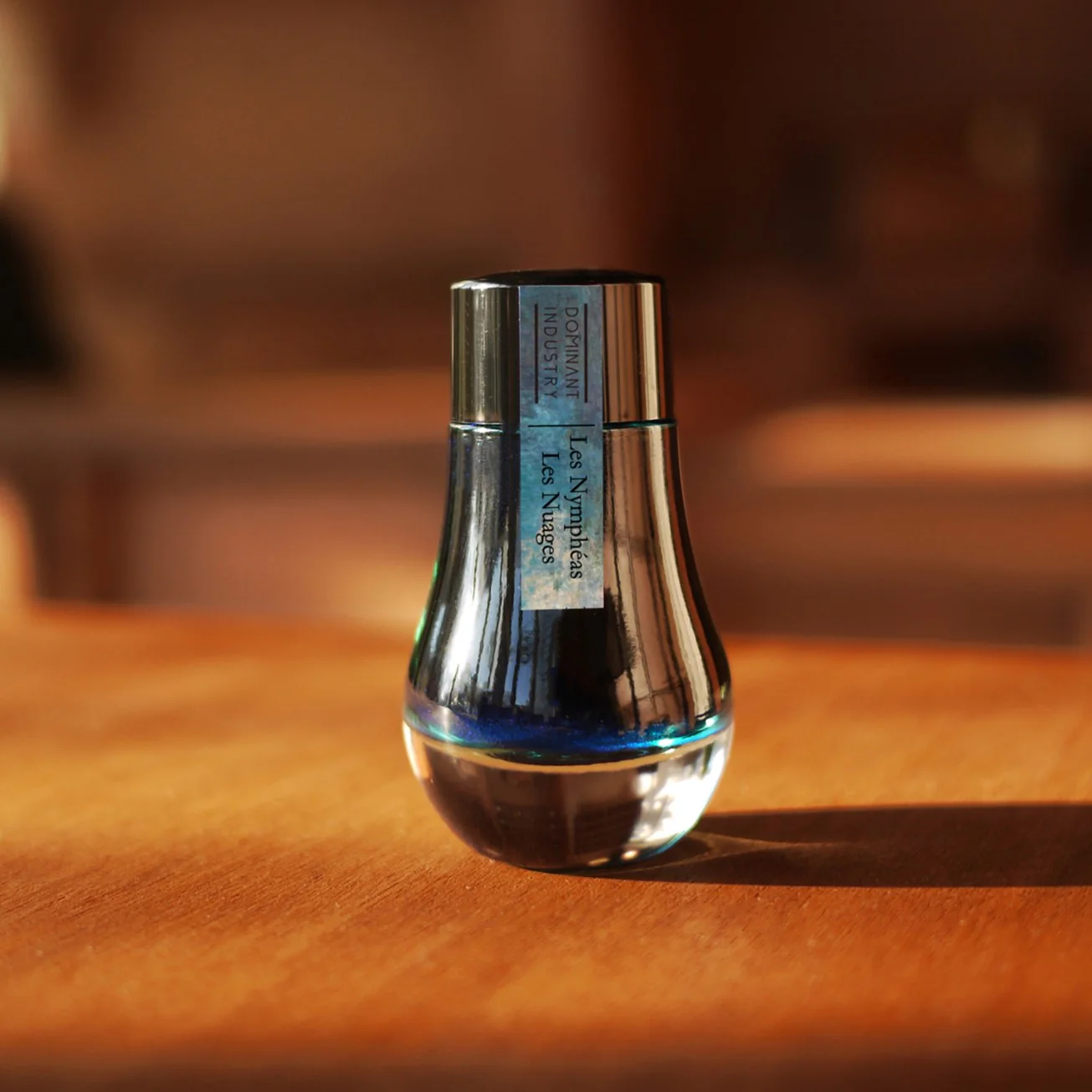 Dominant Industry Les Nymph��as : les Nuages - Pearl Series Ink Bottle