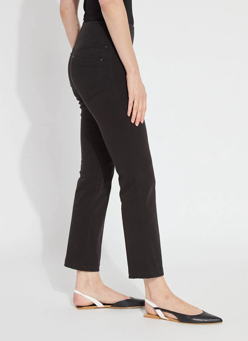 Ankle Baby Bootcut Jeans in Black by Lysse