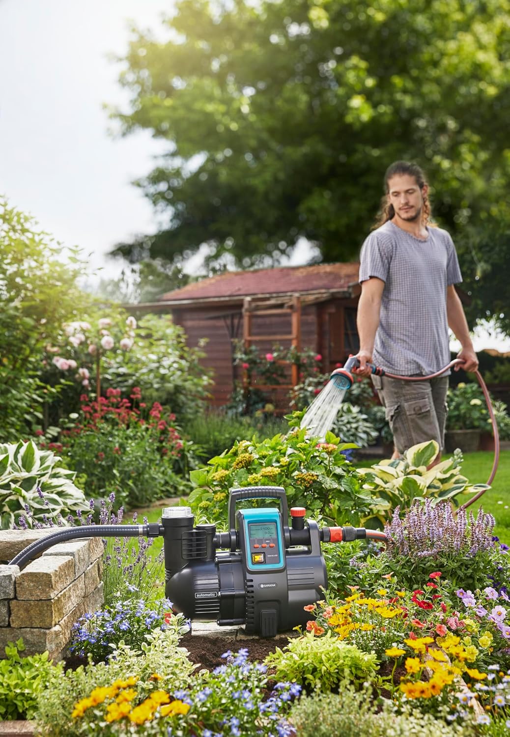 Gardena Comfort Hauswasserautomat 5000/5E LCD: Hauswasserpumpe mit LC-Display, energiesparend, Fördermenge 5000 l/h, 1300W Motor mit Thermoschutzschalter, Trockenlaufsicherung (1759-20)