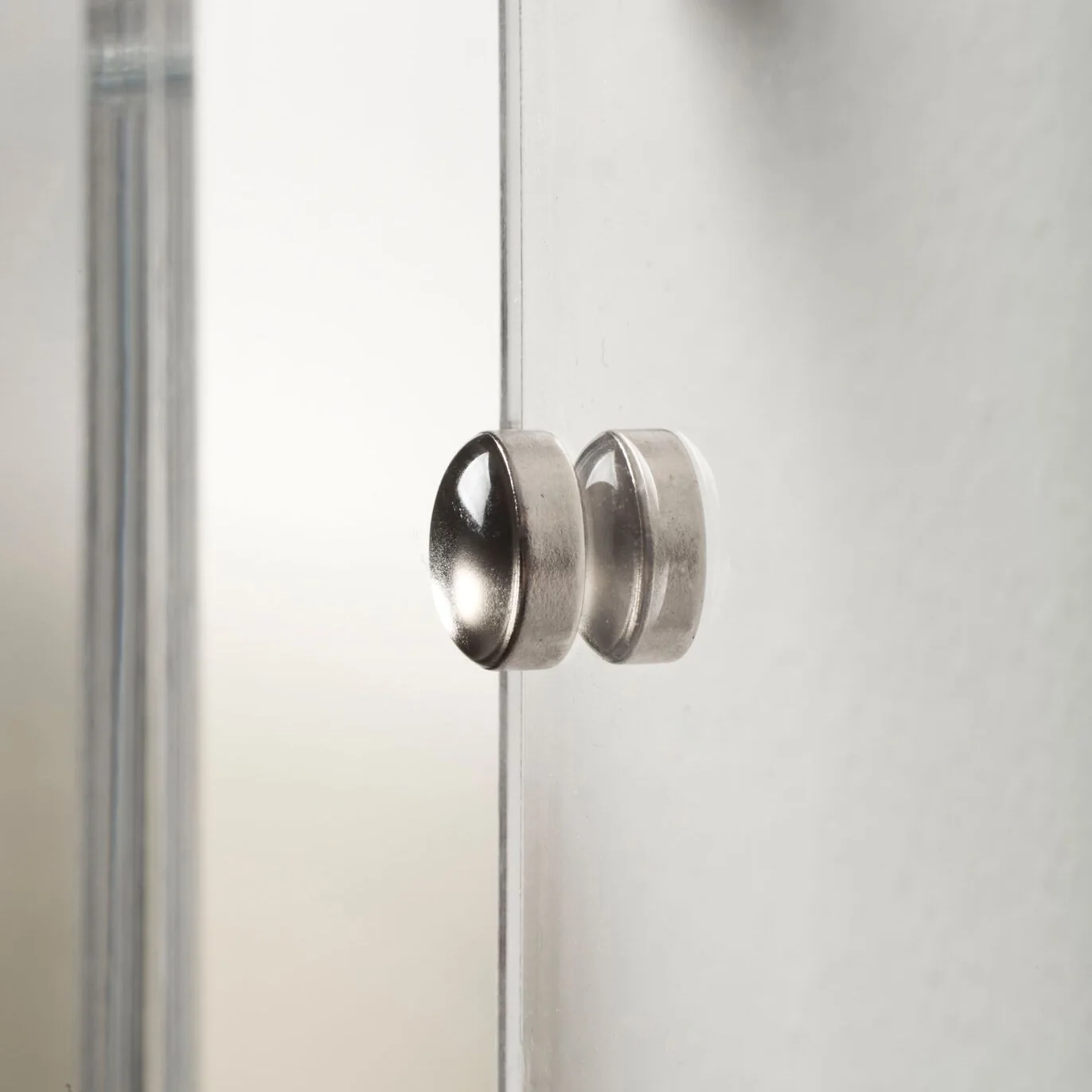 Impressively Strong Magnets