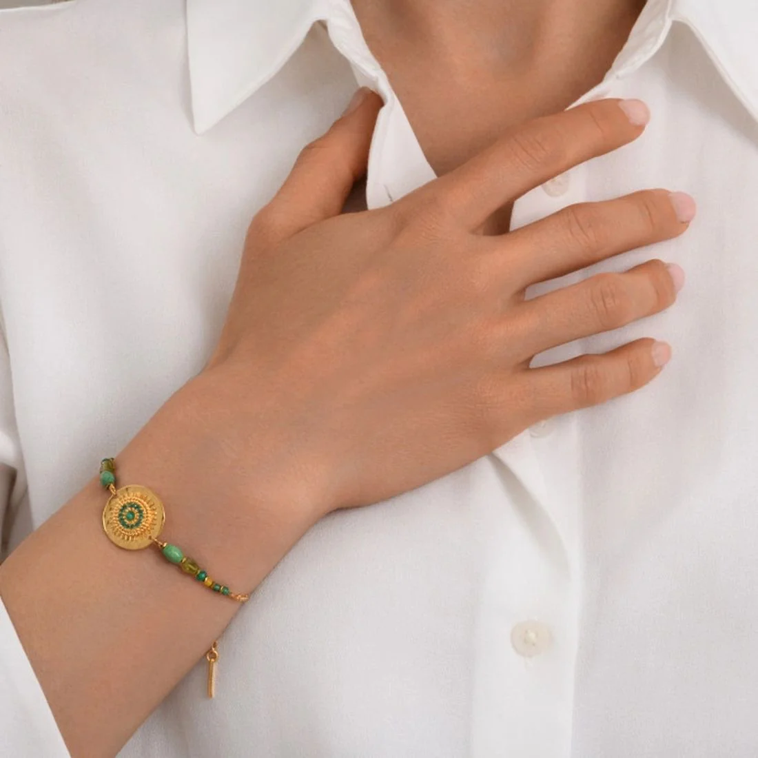 Bracciale Satellite dorato con pietre semipreziose verdi DAK21/VE