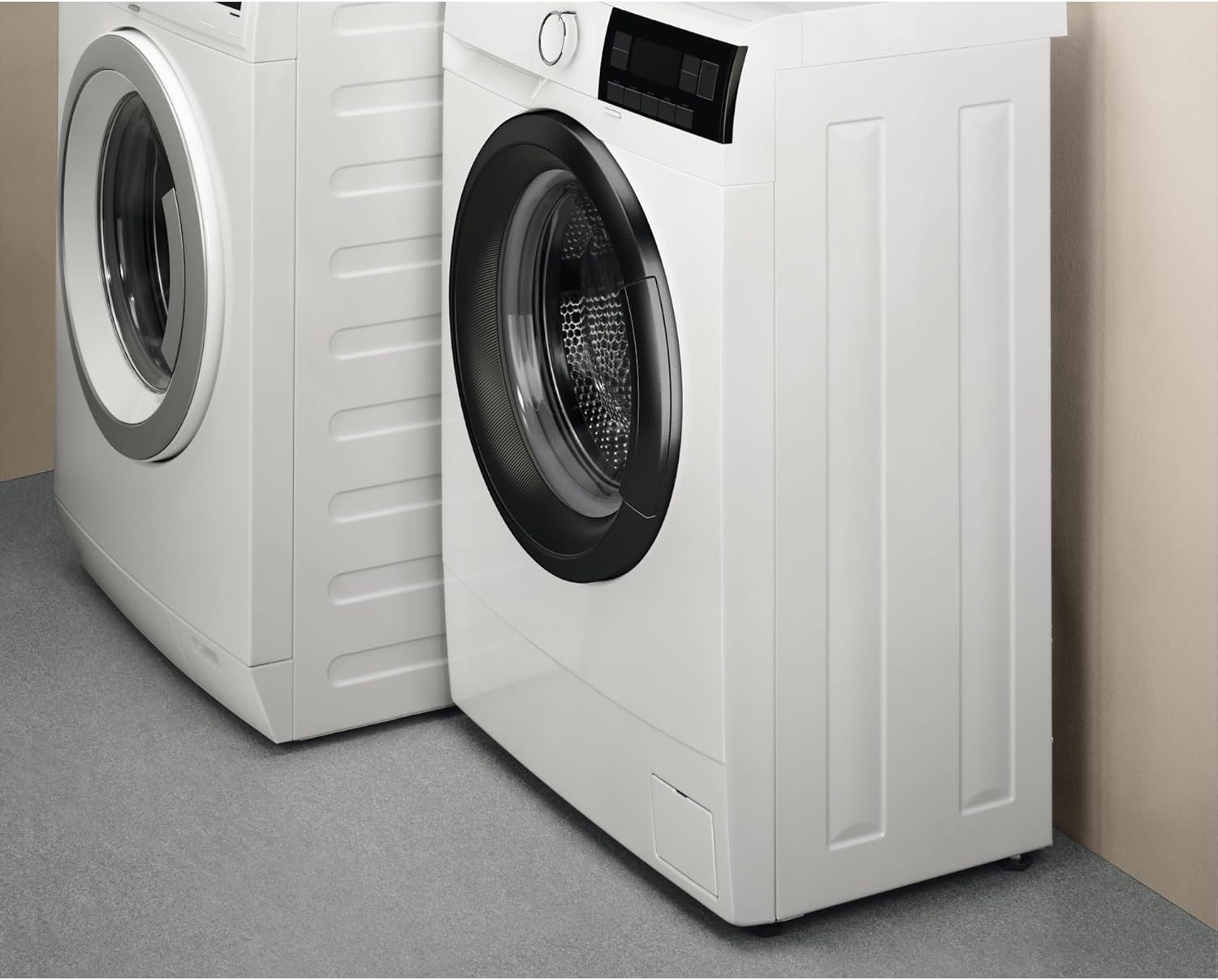 Electrolux Lavatrice Slim EW6S326ABL Carica Frontale, 6 kg, Classe A, 1200 giri, Tecnologia SensiCare, Programmi Rapidi, Display LED, Design Compatto, Bianco