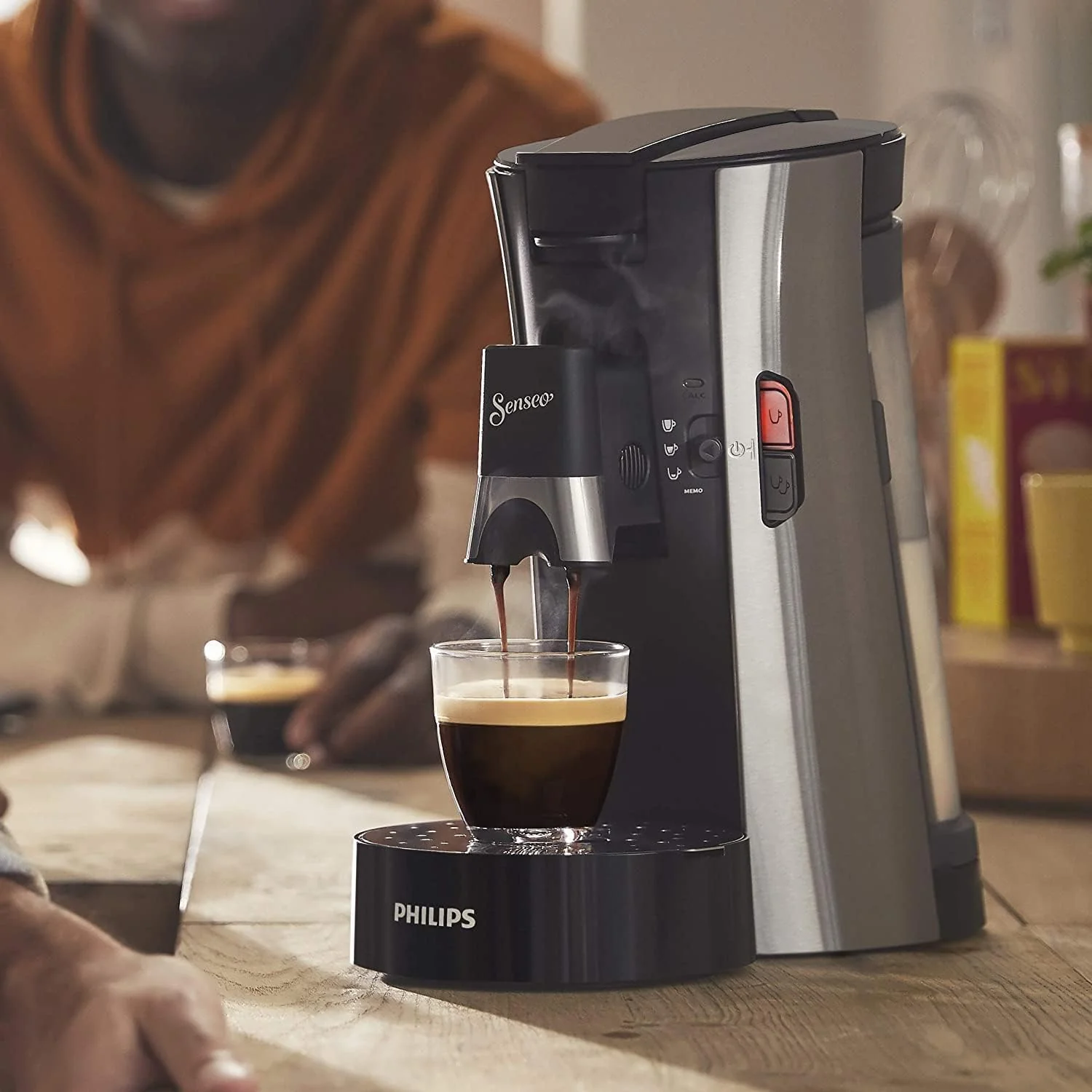 Philips Senseo Select CSA240/20 Koffiepadapparaat (koffiesterktekeuze Plus, memo-functie, van gerecycled plastic), Zwart Eco