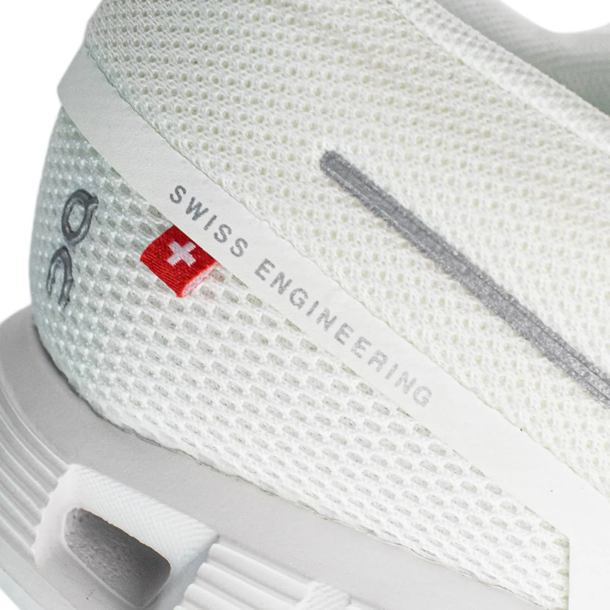 On Wmns Cloud 5 Undyed-White 59.98373 - weiss-weiss