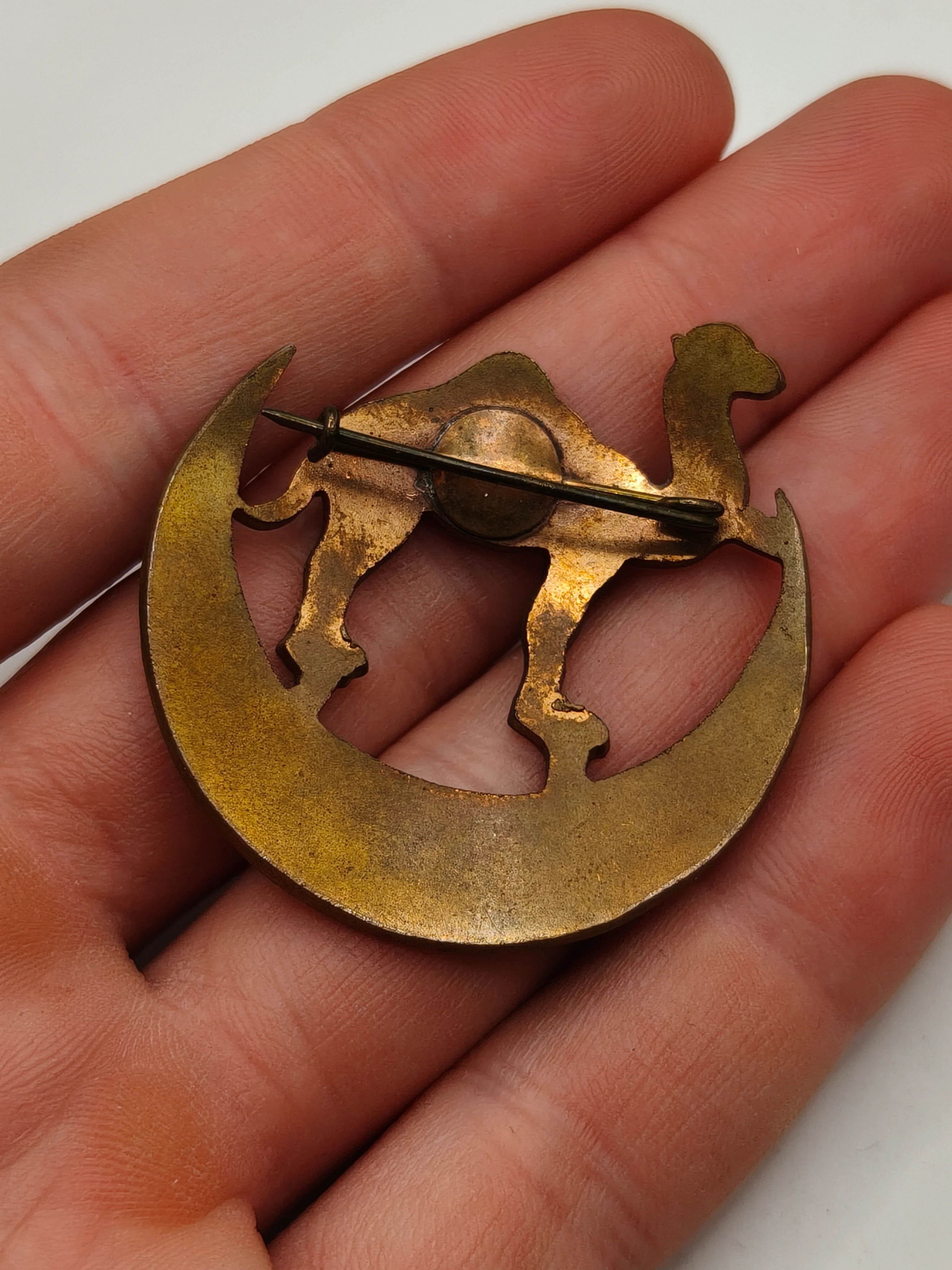 Insignia Camello ��frica Occidental. ��poca Franco.