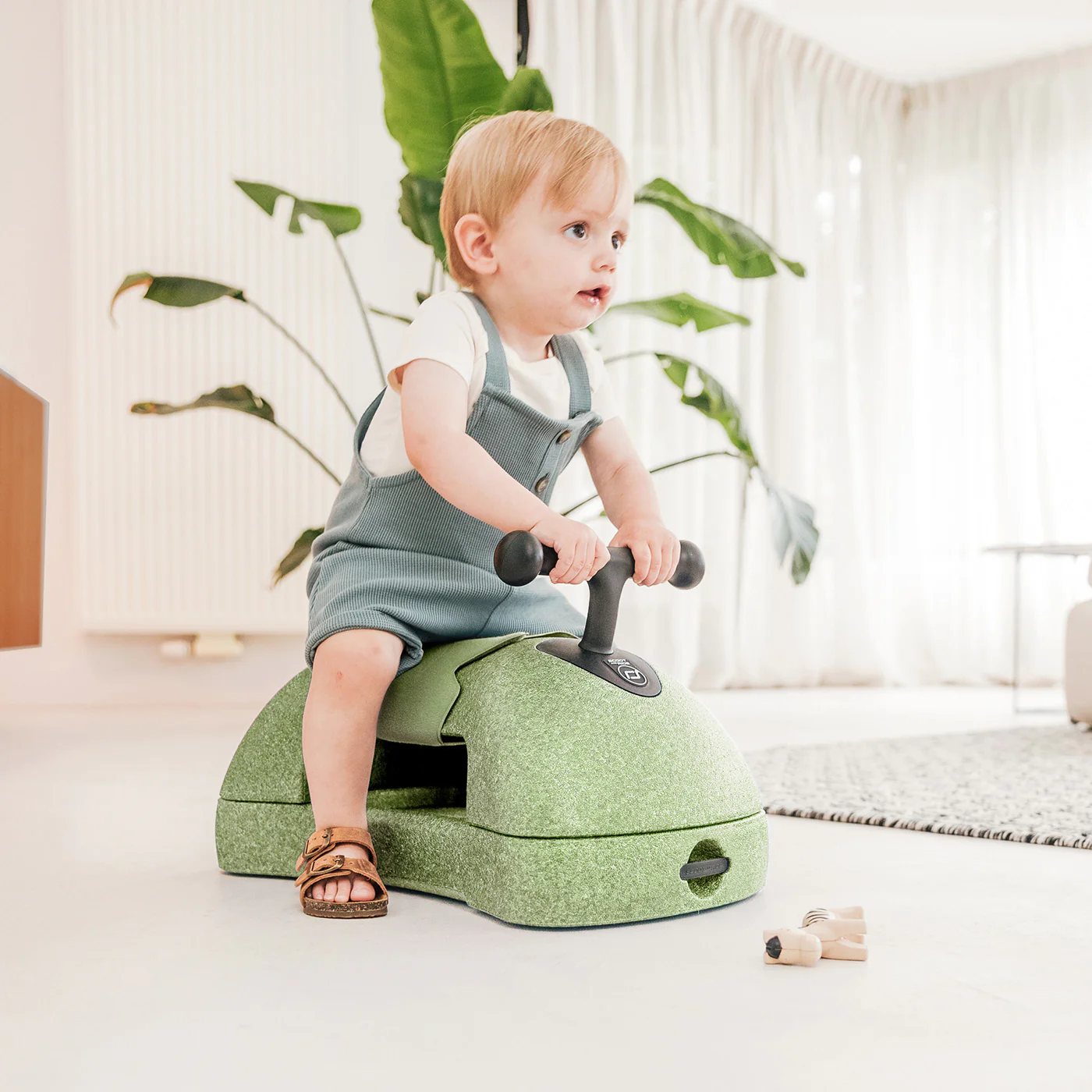 2025 Scoot and Ride My First baby walker 3-in-1 e scivolo – Olive
