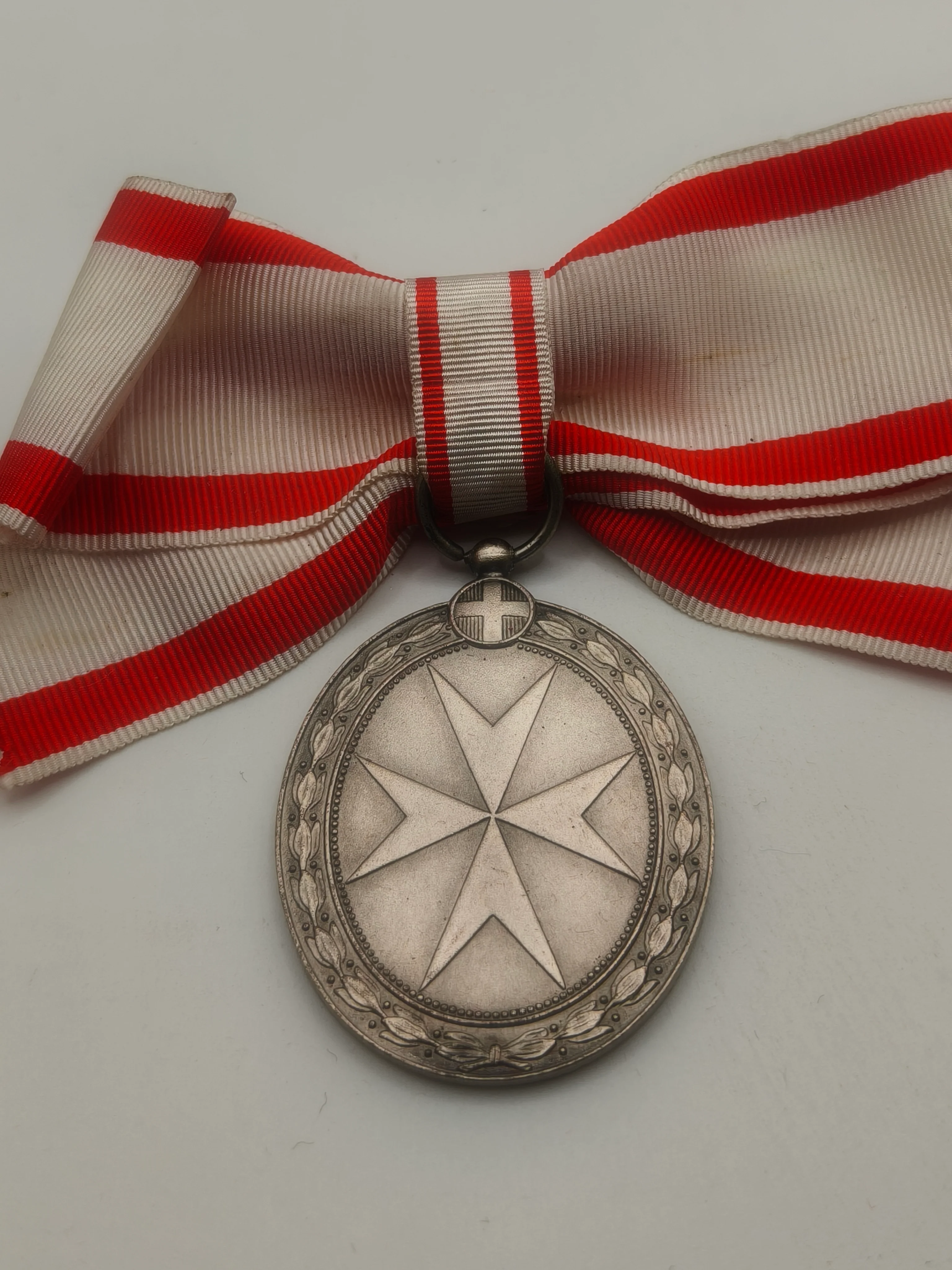 Medalla orden de Malta Dama