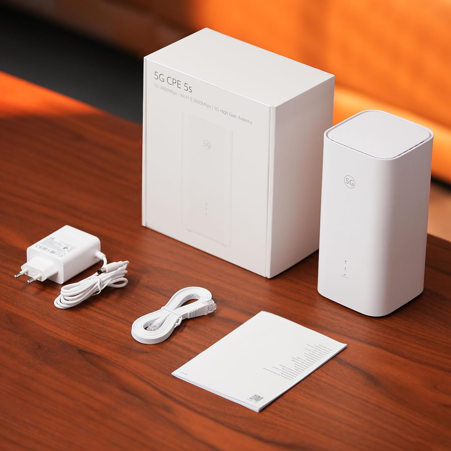 5G CPE 5s, H153, Router SIM 5G, Wi-Fi 6 AX3000, DL 3600 Mbps/UL 500 Mbps, antenna ad alto guadagno a 9 dBi, porta LAN/WAN, diagnosi Wi-Fi visualizzata, Mesh+ per la banda larga domestica