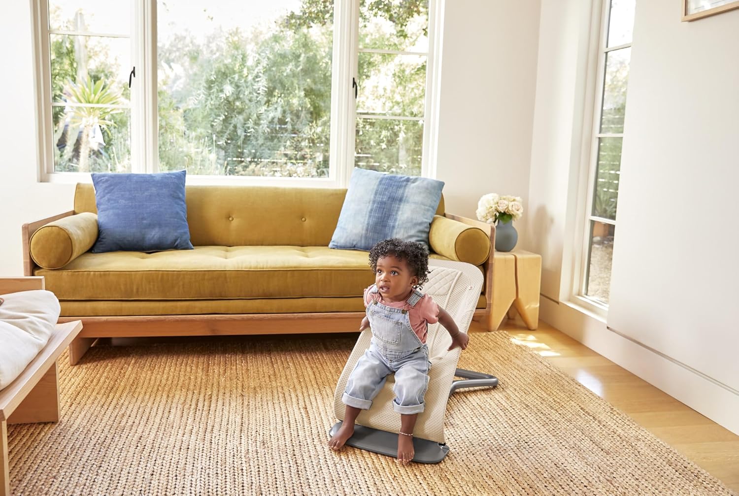 Ergobaby 3-in-1 Evolve Bouncer, Ergonomische wipstoel voor baby's vanaf de geboorte tot peuters, Babyschommel met zitverkleiner voor pasgeborenen (2,5 kg - 13,2 kg), Cream