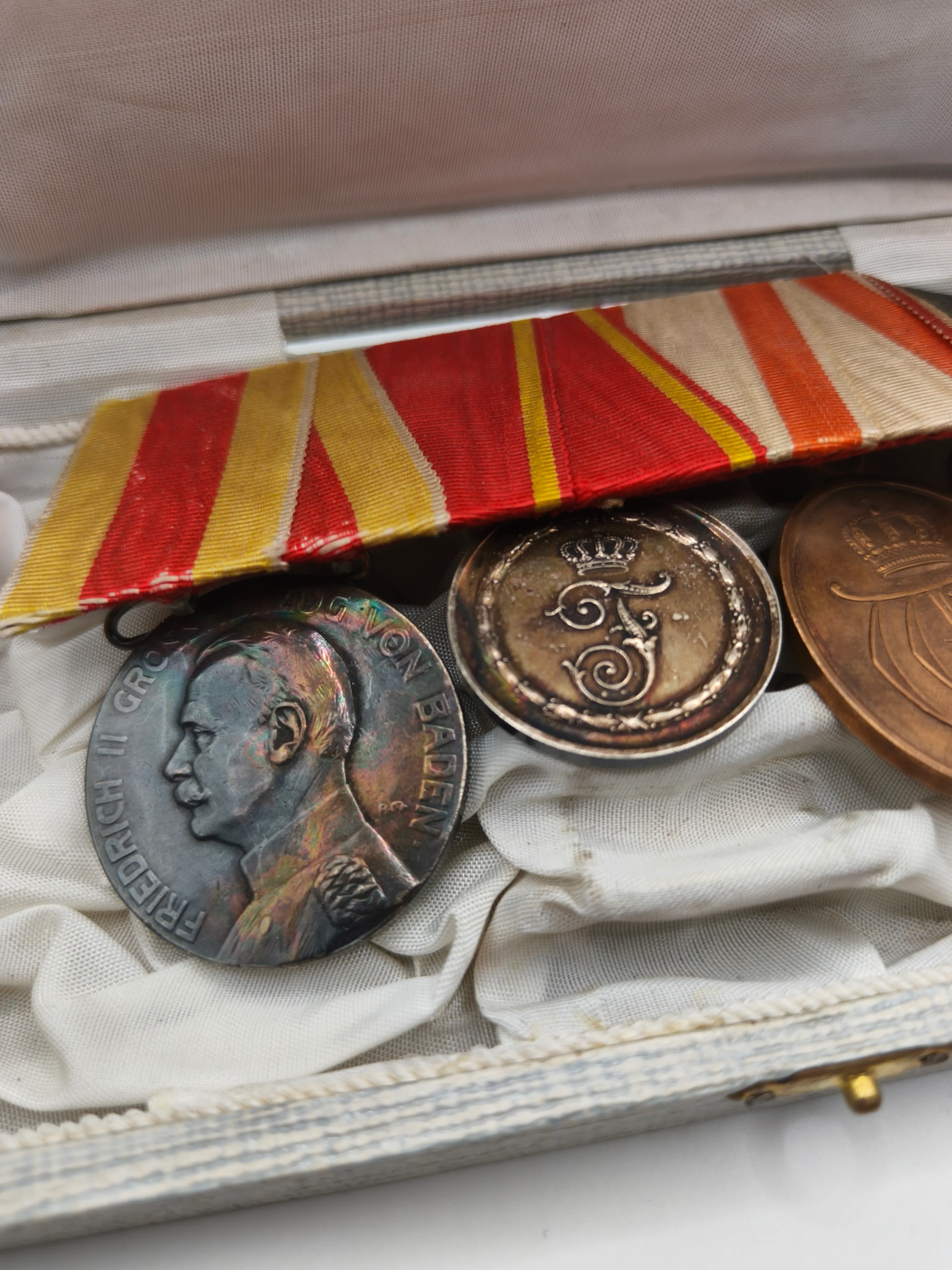 Pasador medallas alemanas . ��poca Imperial Aleman.