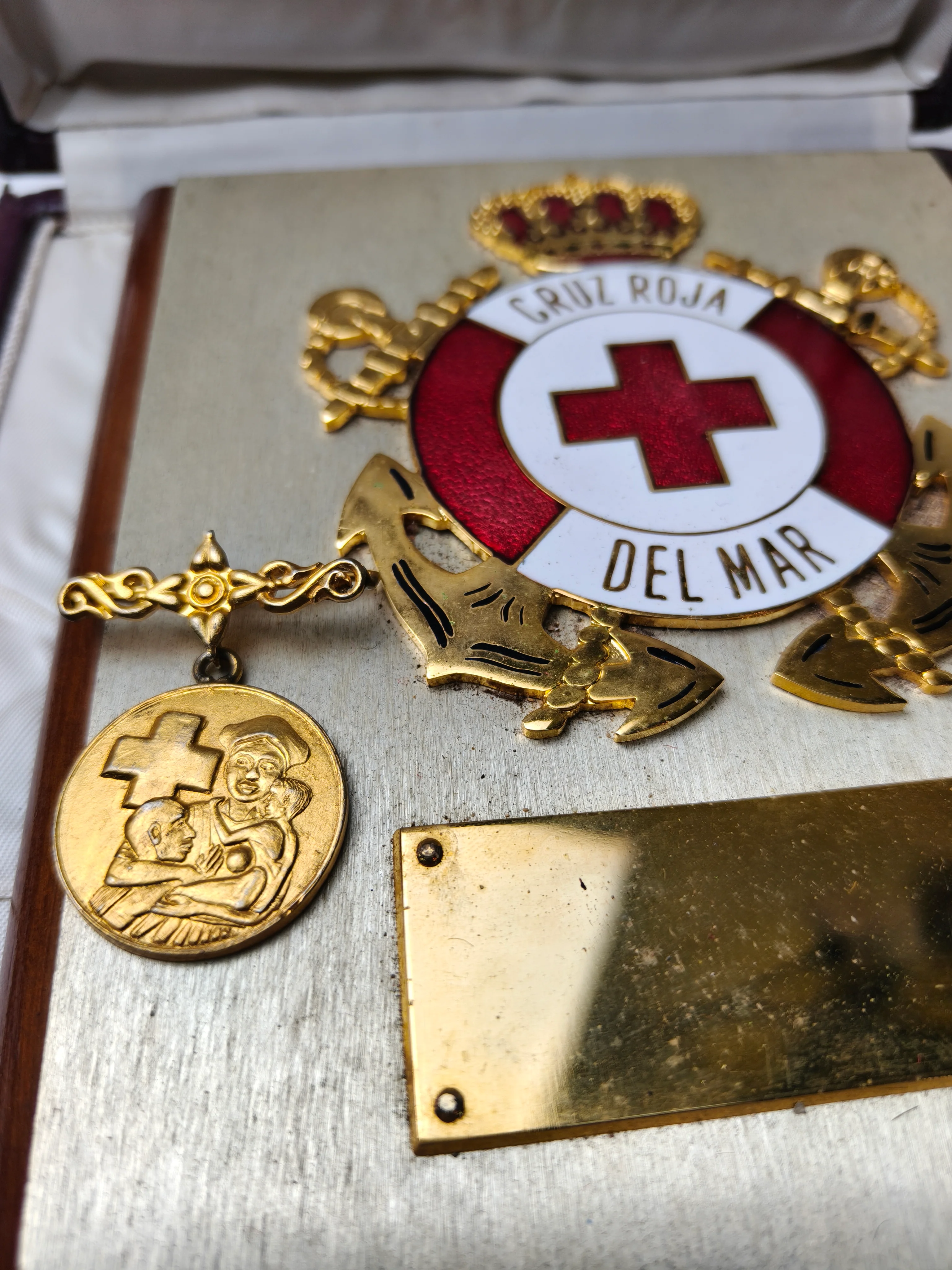 Coast Guard Red Cross Plaque. Spain.