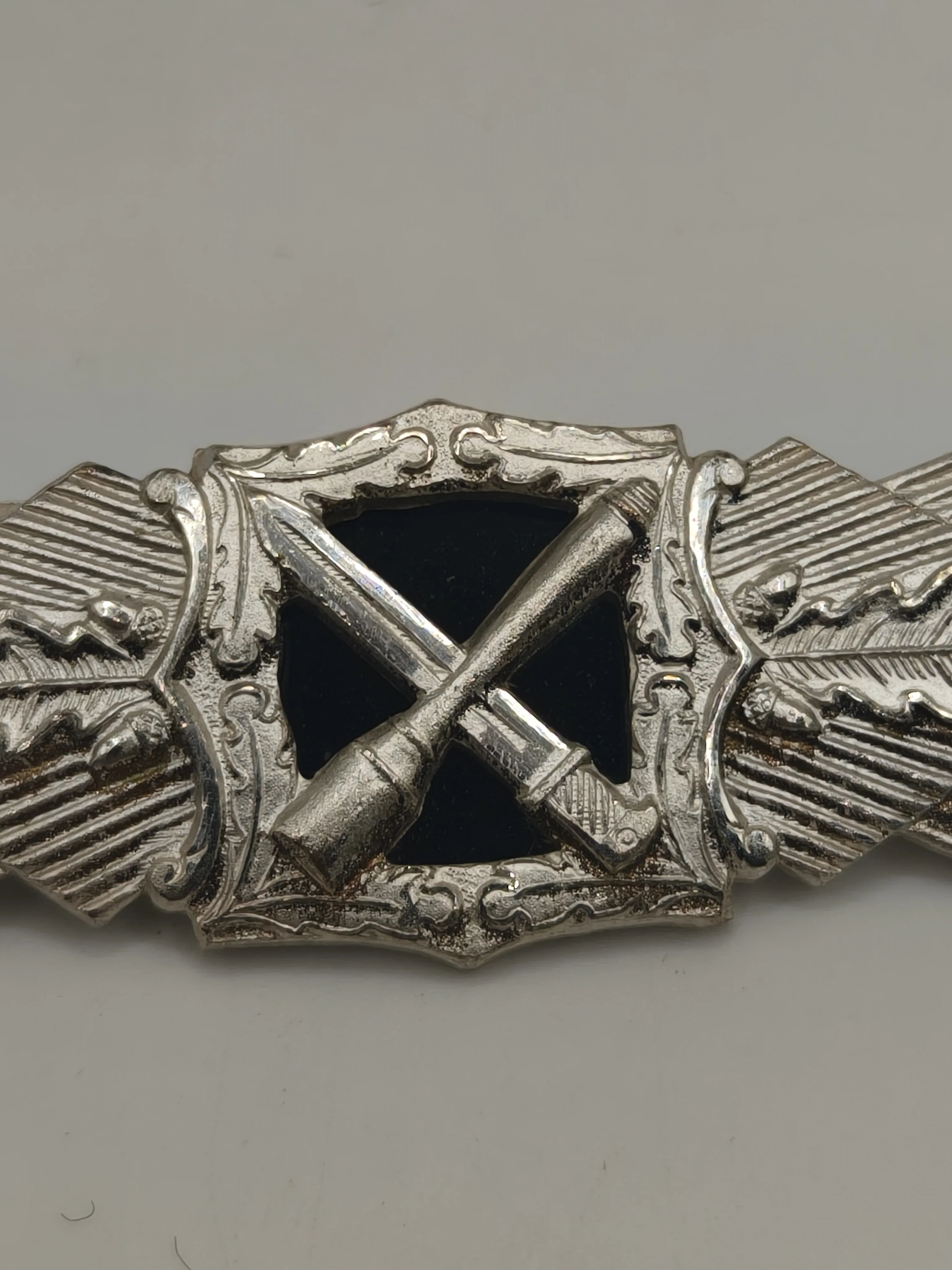 Silver infantry attack bar badge. 1958 model III reich