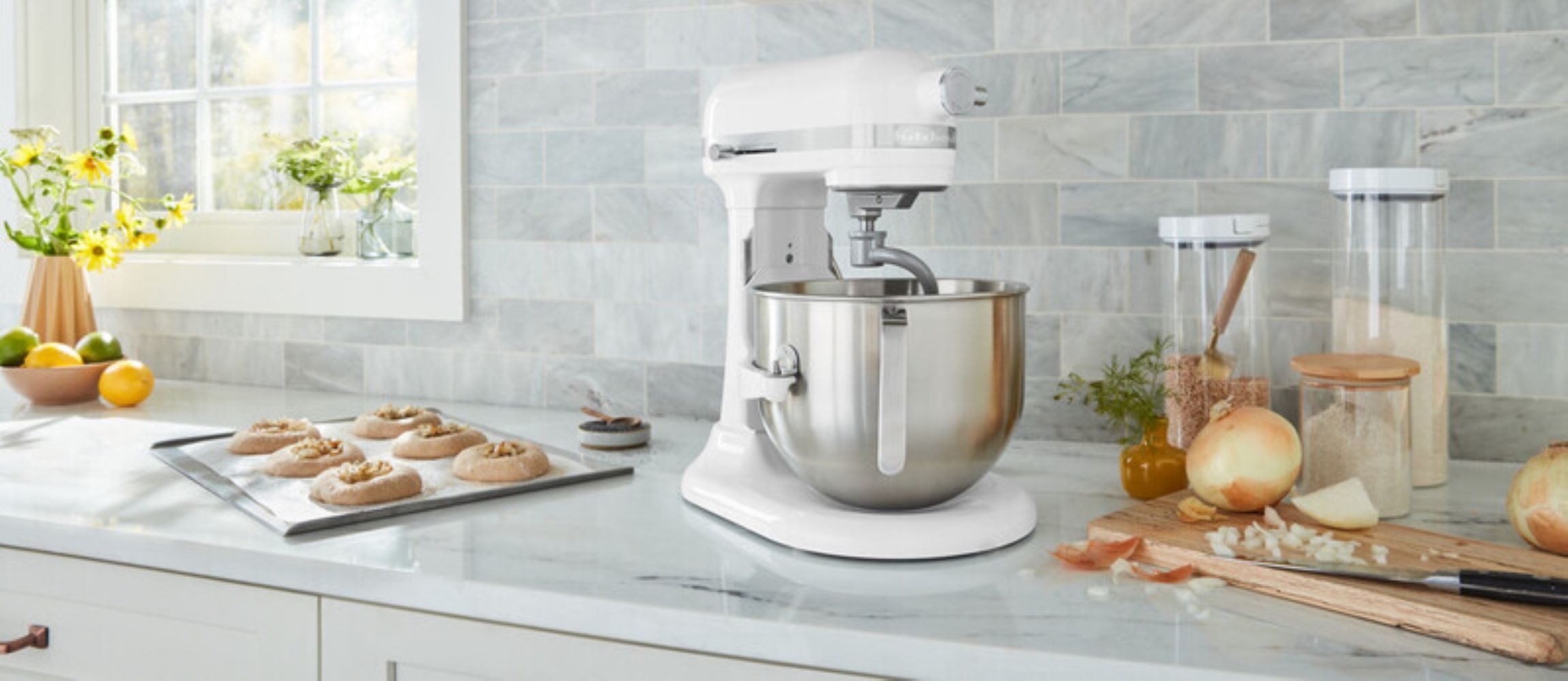Küchenmaschine KitchenAid Küchenmaschine mit Schüsselheber 6,6 L Heavy Duty 5KSM70JPX