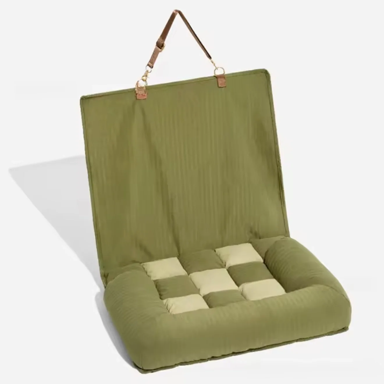 Large Dog Car Seat Bed �C Waterproof & Bolstered with Anti-Slip Base