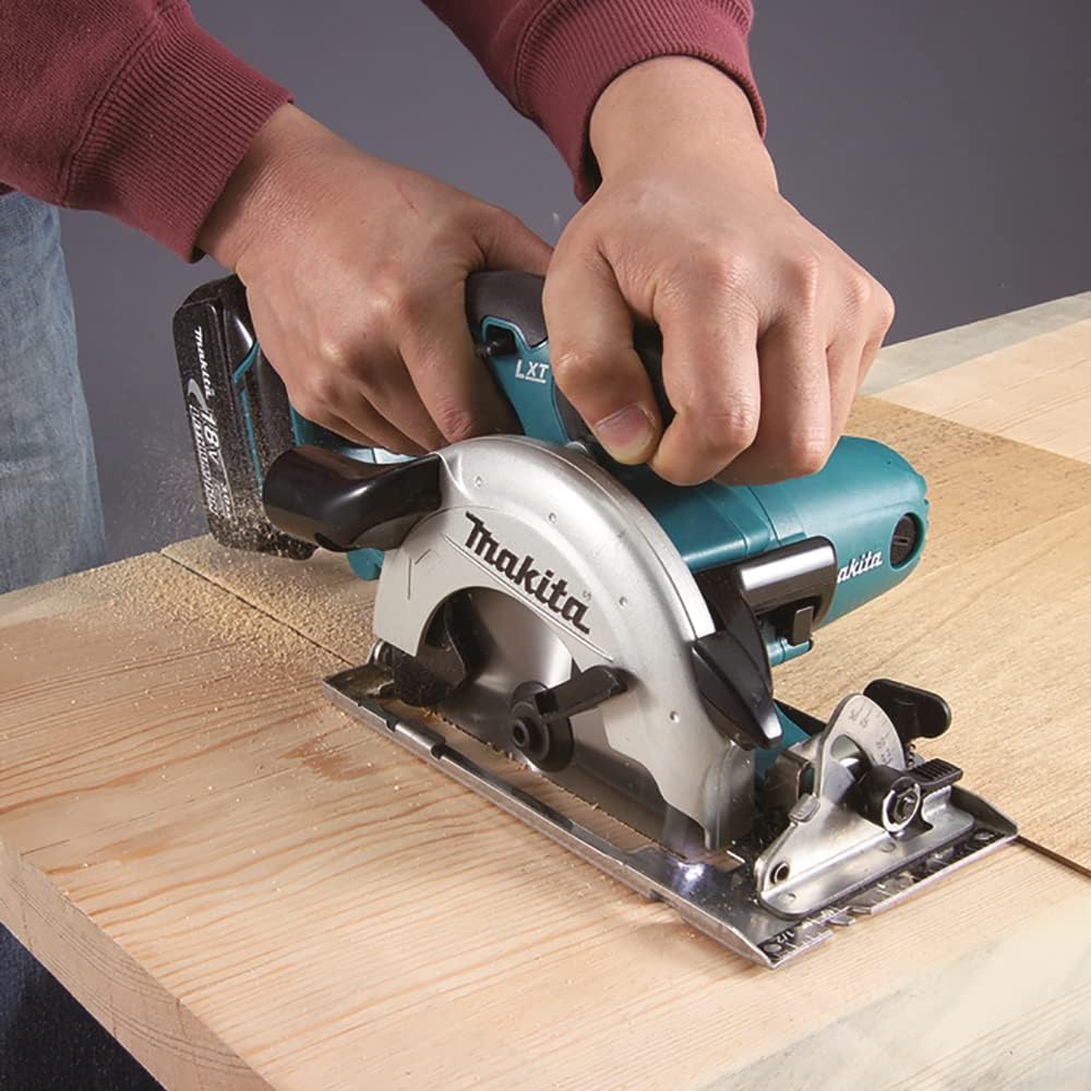 Makita Akku-Handkreissäge 51 mm, (18 V/5 Ah, 2 Akkus und Ladegerät im Makpac), DSS501RTJ, Schwarz, Blau