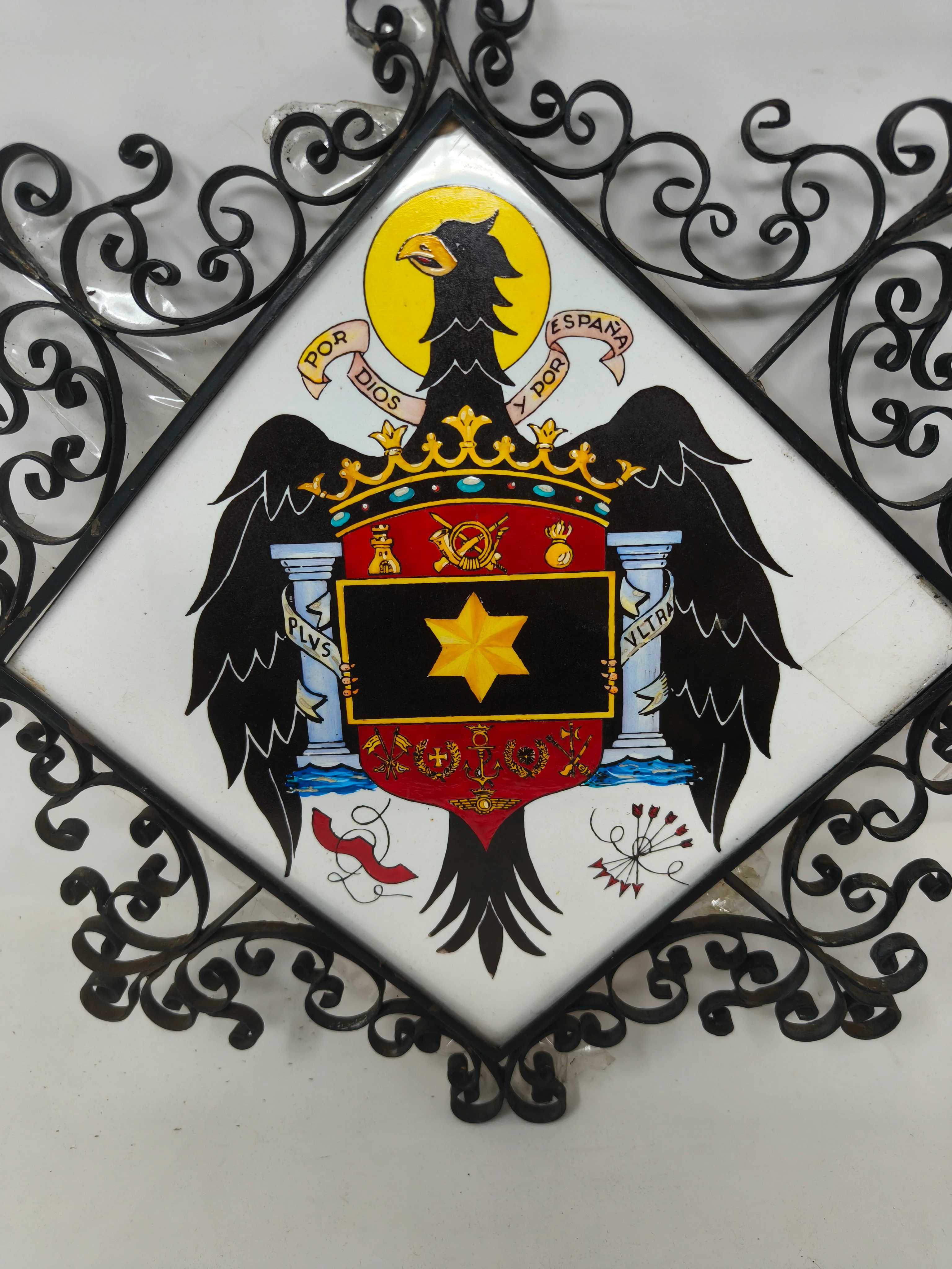 Escudo hermandad alf��rez provisional. Gran tama?o