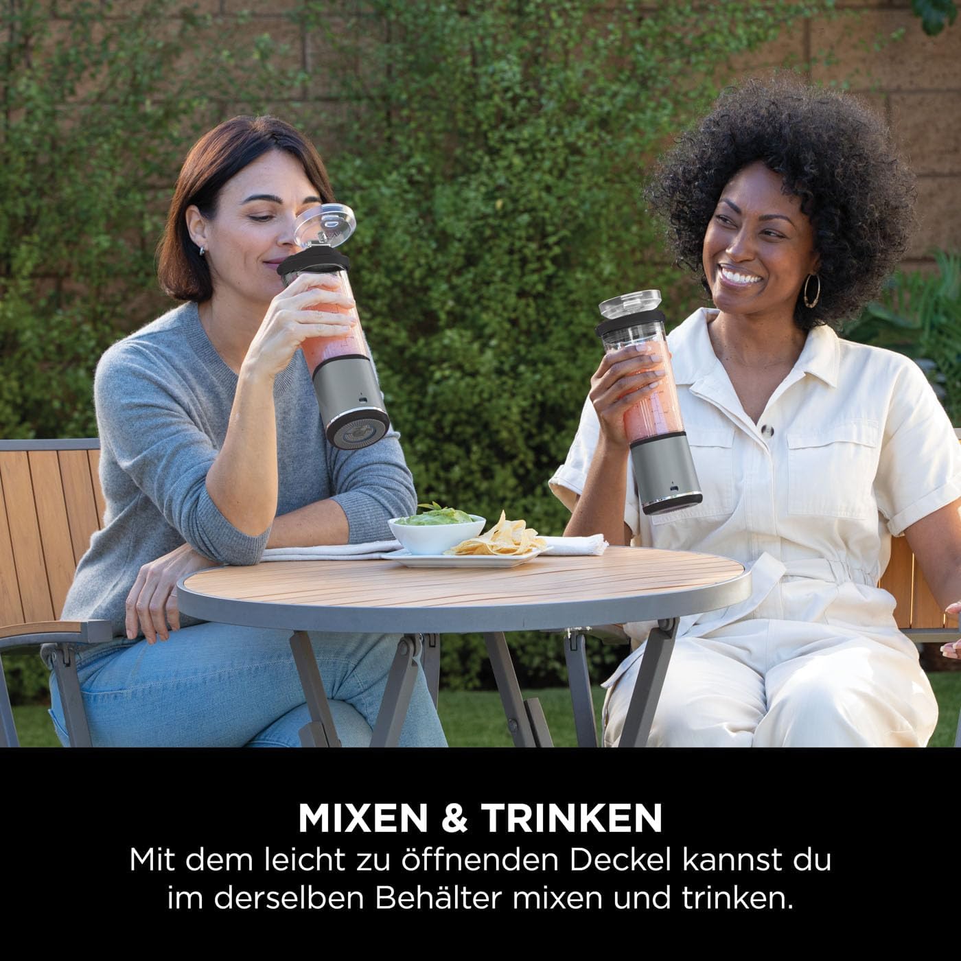 Ninja Blast Tragbarer Mixer / Blender / Smoothie Maker, 530ml Becher, Auslaufsicherer Deckel, Leistungsstarker Mini Standmixer, Kabellos & Wiederaufladbar, Zerkleinert Eis & Obst, Schwarz, BC151EUBK